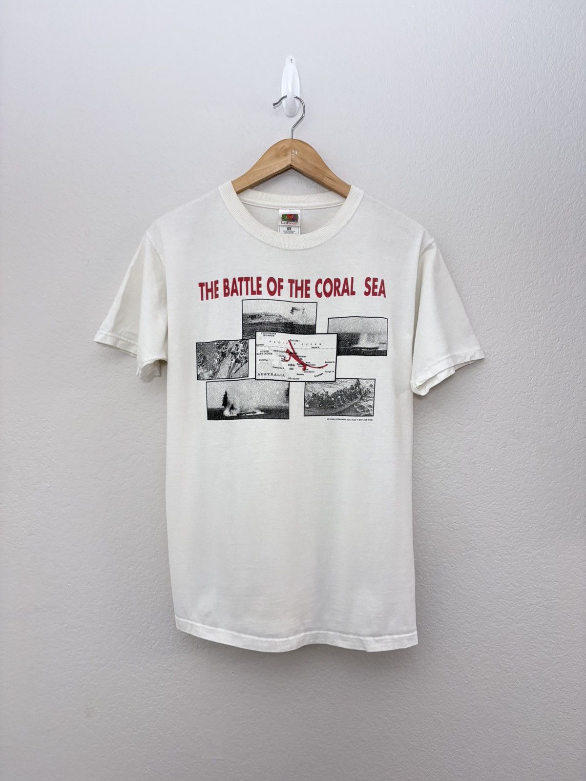 Vintage 90s Battle of Coral Sea Vintage World War II Tee Shirt Size US M / EU 48-50 / 2 - 1 Thumbnail