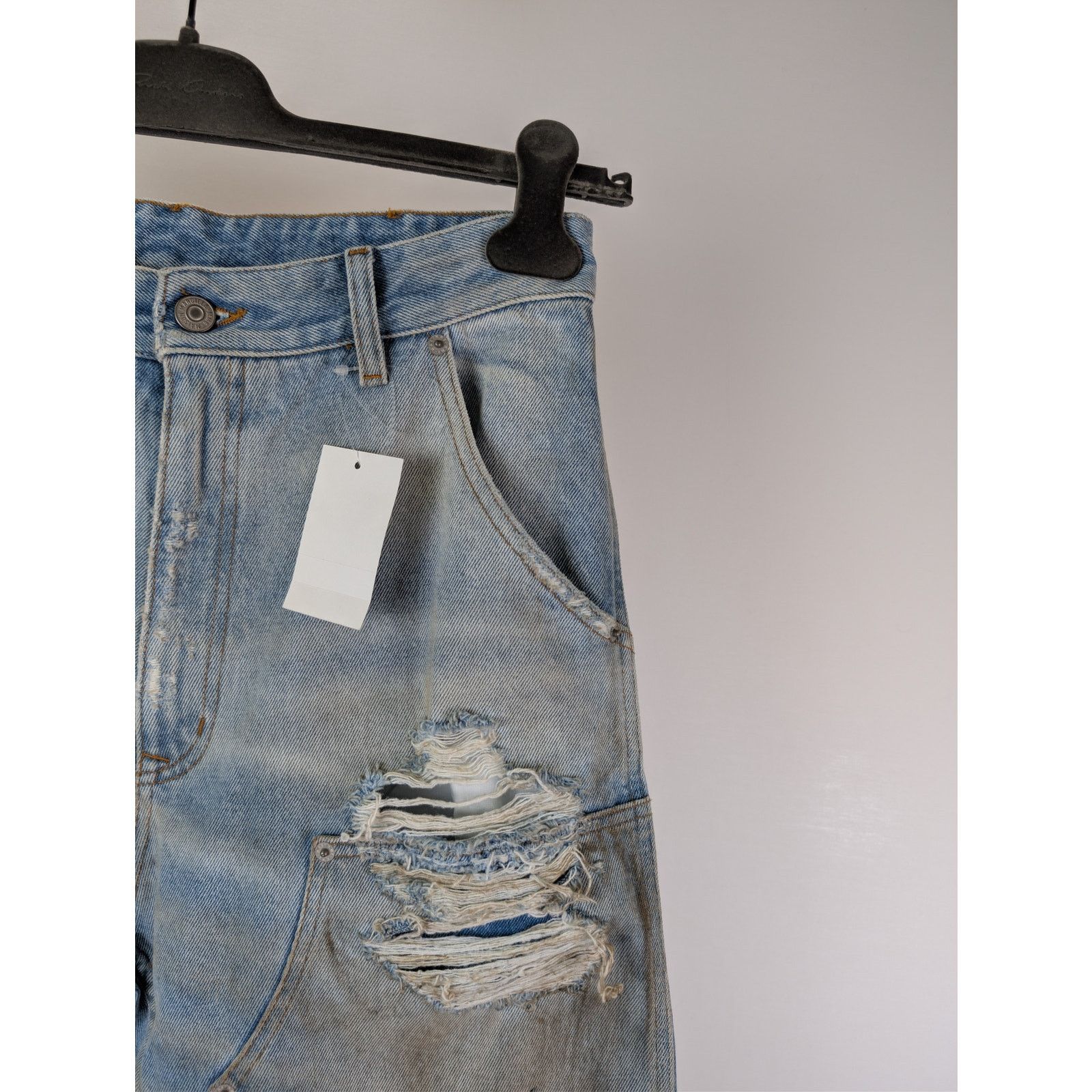 Maison Margiela o1rshd1 distressed straight-leg denim jeans blue used wash Size US 30 / EU 46 - 4 Thumbnail