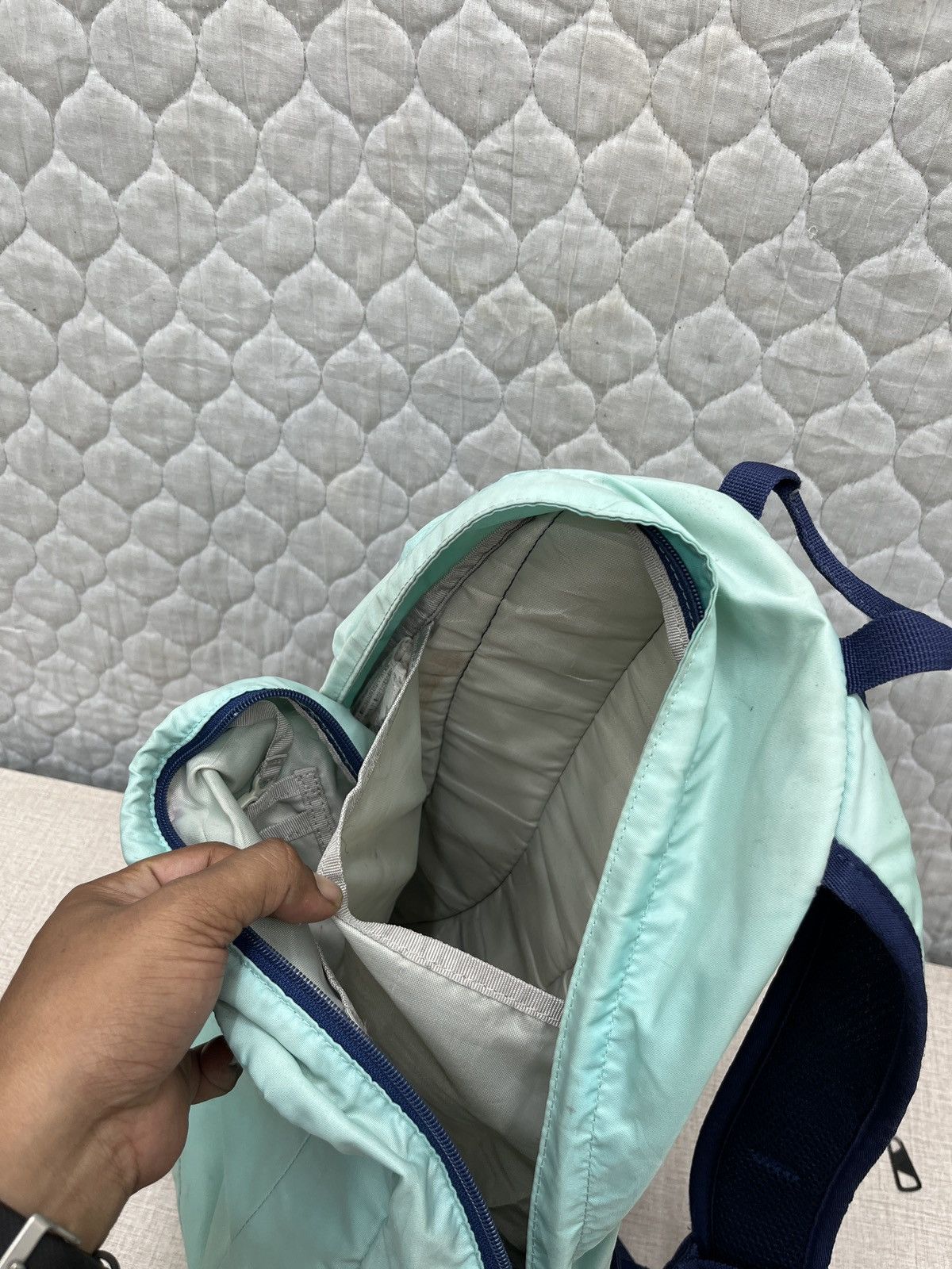 Coleman 🔥🔥🔥STEALS COLEMAN BAGPACK Size ONE SIZE - 20 Thumbnail