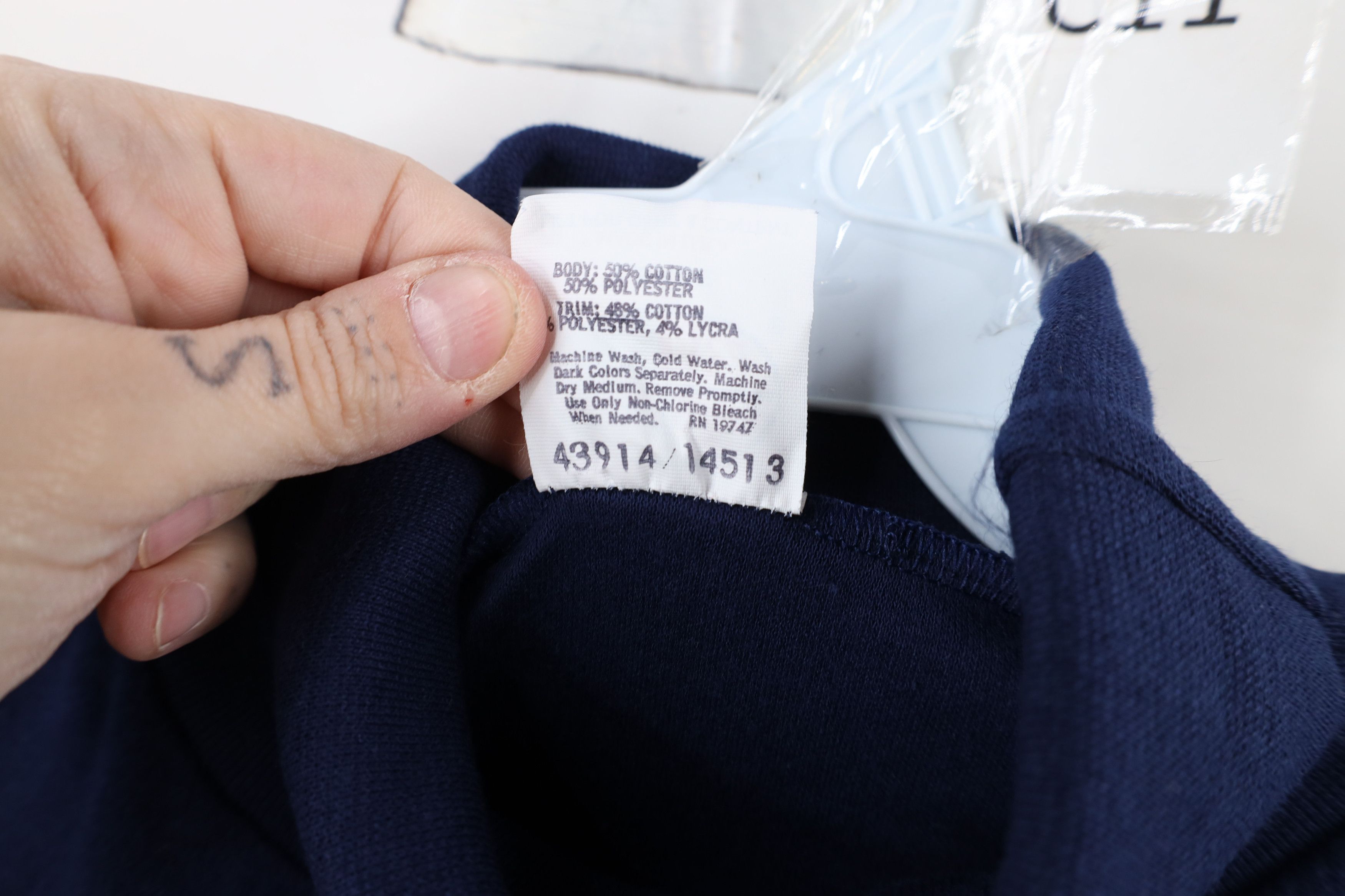 Vintage Vintage 70s Streetwear Turtleneck T-Shirt Navy Blue USA Size L / US 10 / IT 46 - 7 Thumbnail