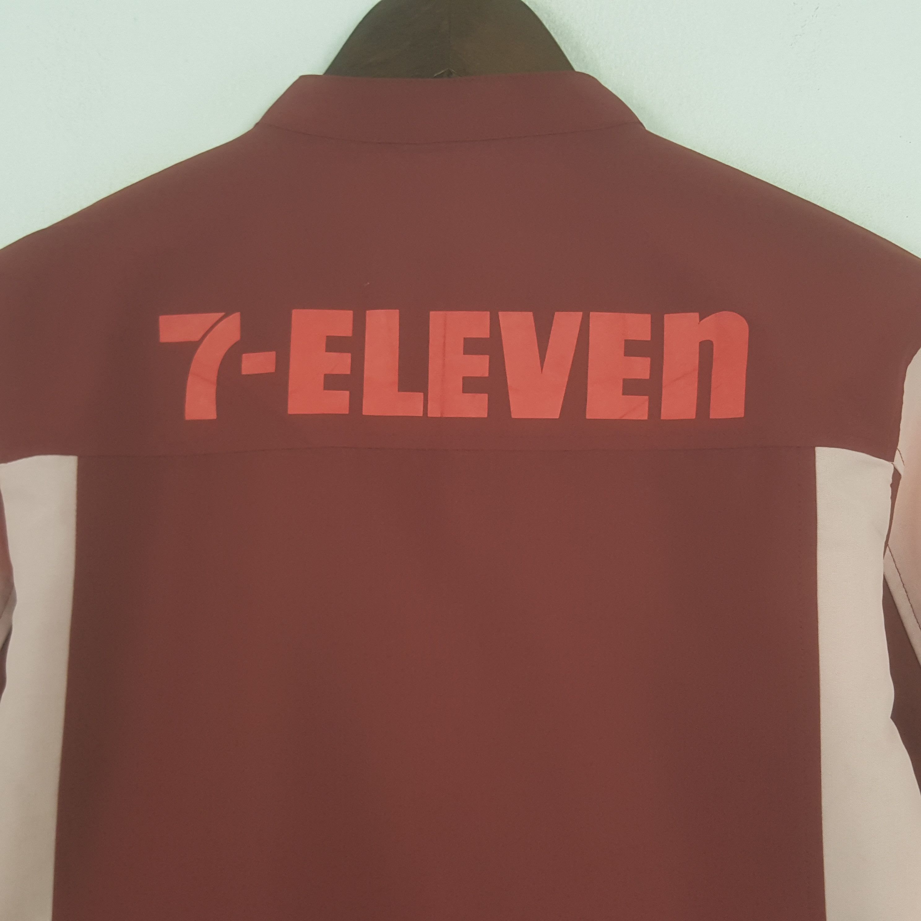 Japanese Brand × Vintage Vintage 7 Eleven Uniform Zipper Worker Jacket Size US XXS / EU 40 - 2 Thumbnail