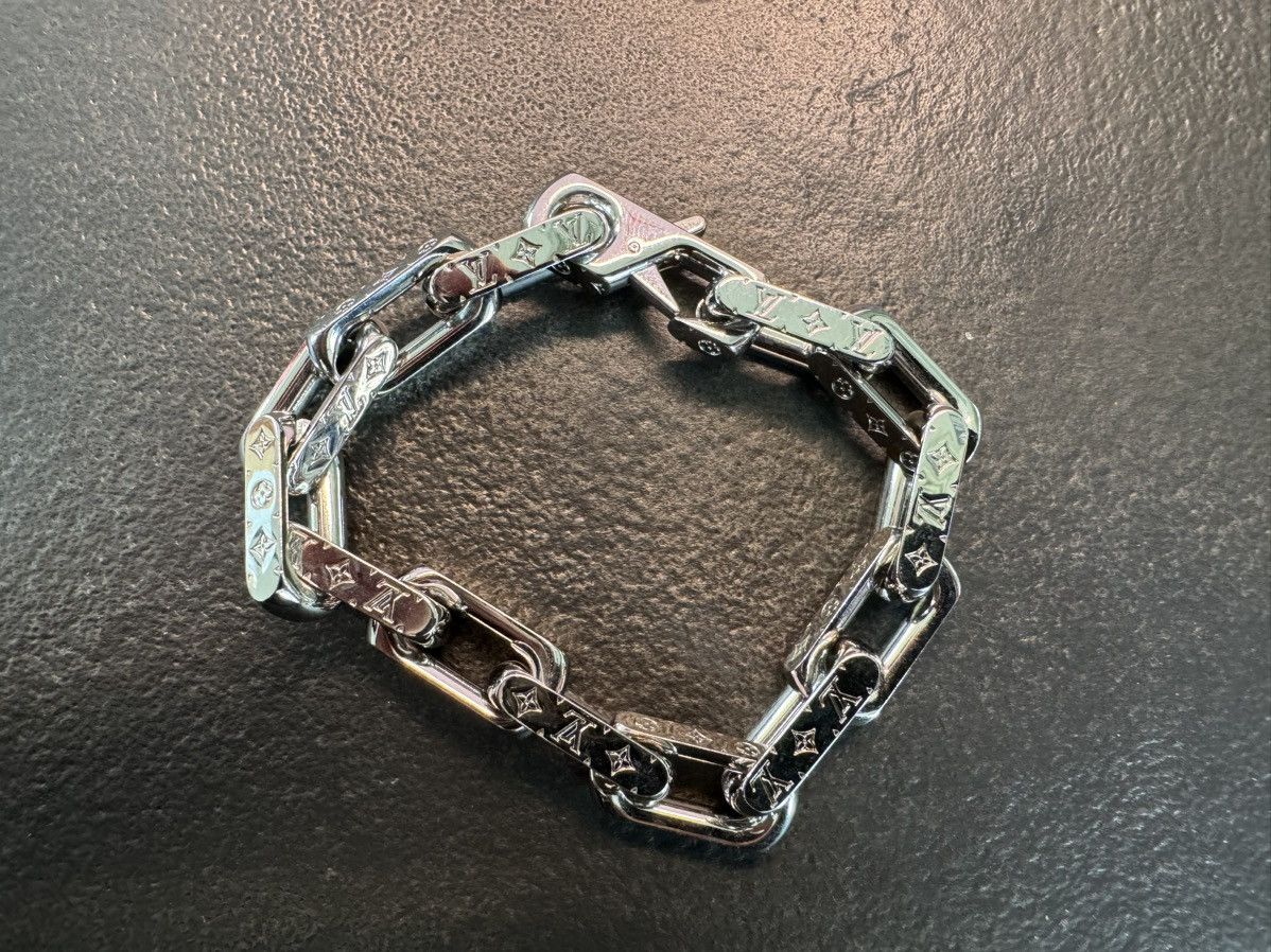 Louis Vuitton Louis Vuitton Monogram Chain Bracelet Size ONE SIZE - 11 Thumbnail