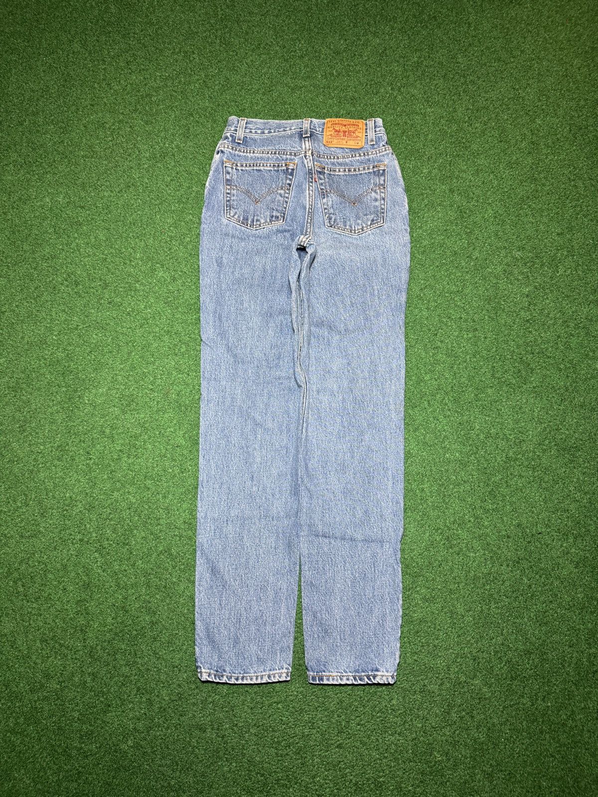 Vintage Levi’s 512 Slim Taper 5 26x31 Light Wash Y2K Jeans
