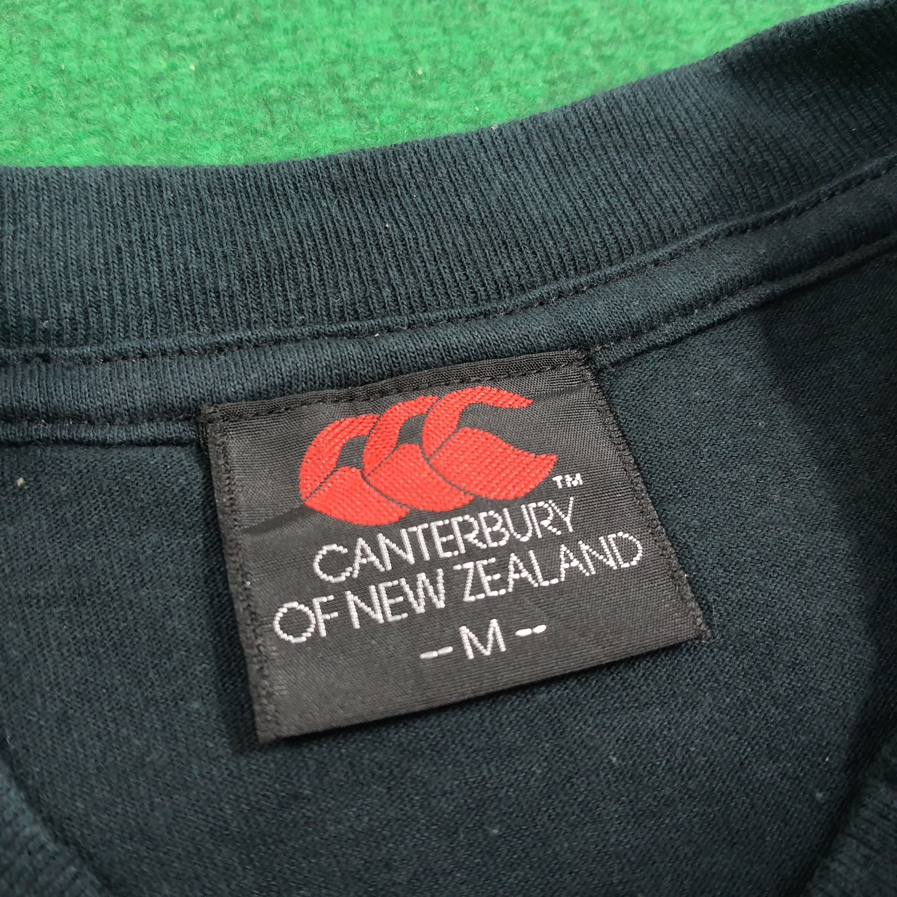 Canterbury of New Zealand × Vintage Vintage Canterbury Brave Lupus Rugby Football Club Tshirt Size US M / EU 48-50 / 2 - 6 Thumbnail
