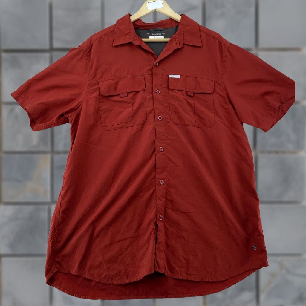 Vintage Columbia Shirt Mens Large Burgundy Red Omni-Shade S/S Button Up Casual Outdoor Pockets Breathable 100% Nylon Size US L / EU 52-54 / 3 - 1 Thumbnail