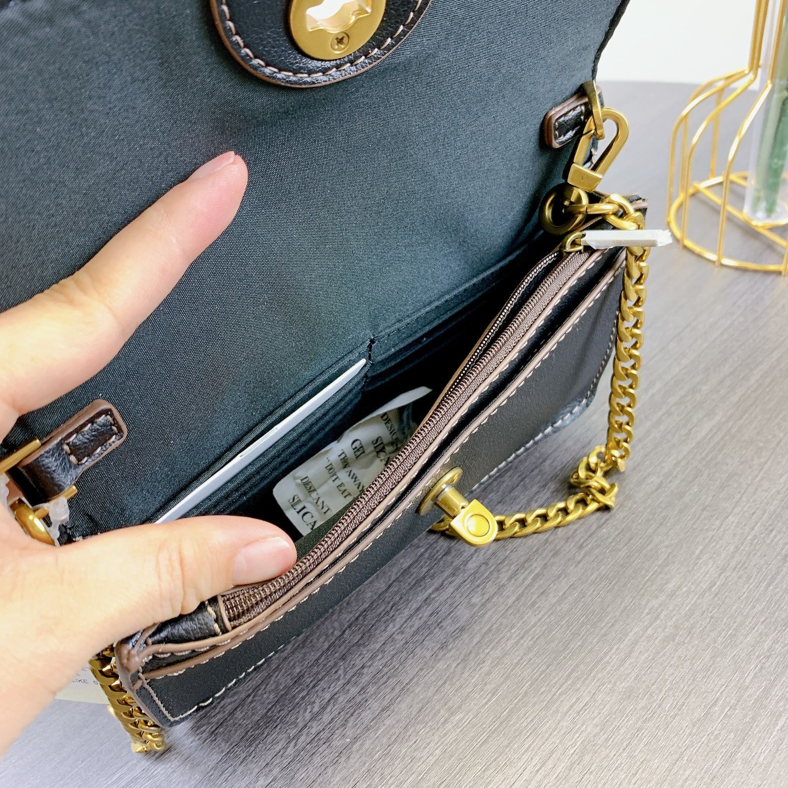 Fossil Fossil SHB3152001 Ainsley Wallet Crossbody IN Black Size ONE SIZE - 7 Thumbnail