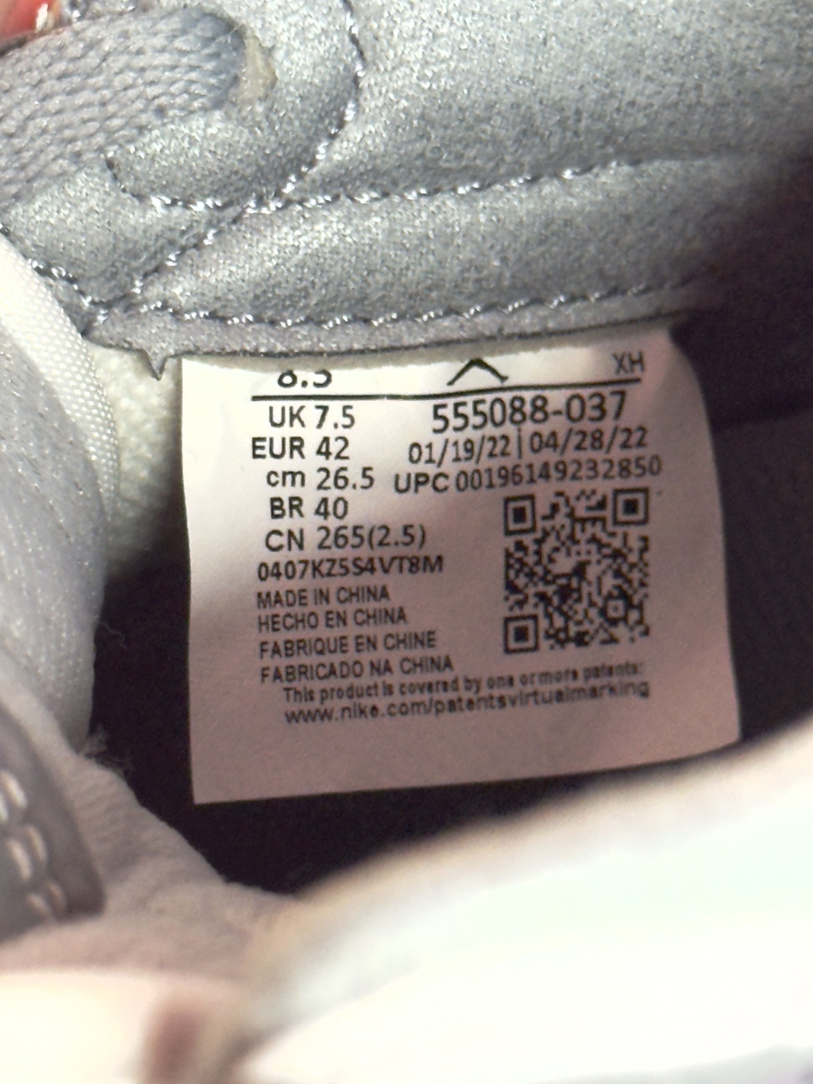Jordan Brand Jordan 1 High “Stealth” Size US 8.5 / EU 41-42 - 6 Thumbnail