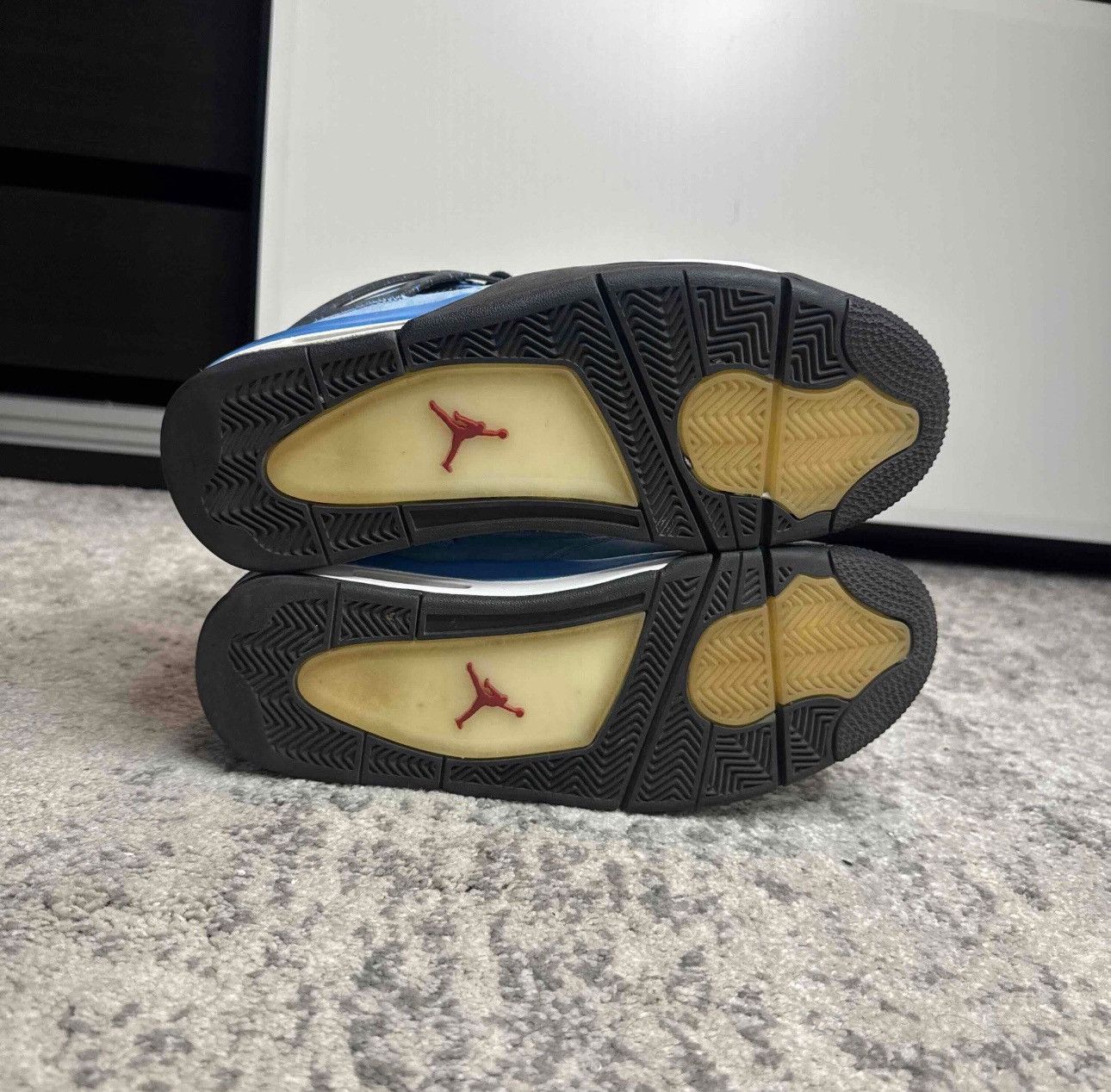 Jordan Brand × Travis Scott Jordan 4 Retro x Travis Scott ‘Cactus Jack’ Size US 9.5 / EU 42-43 - 5 Thumbnail