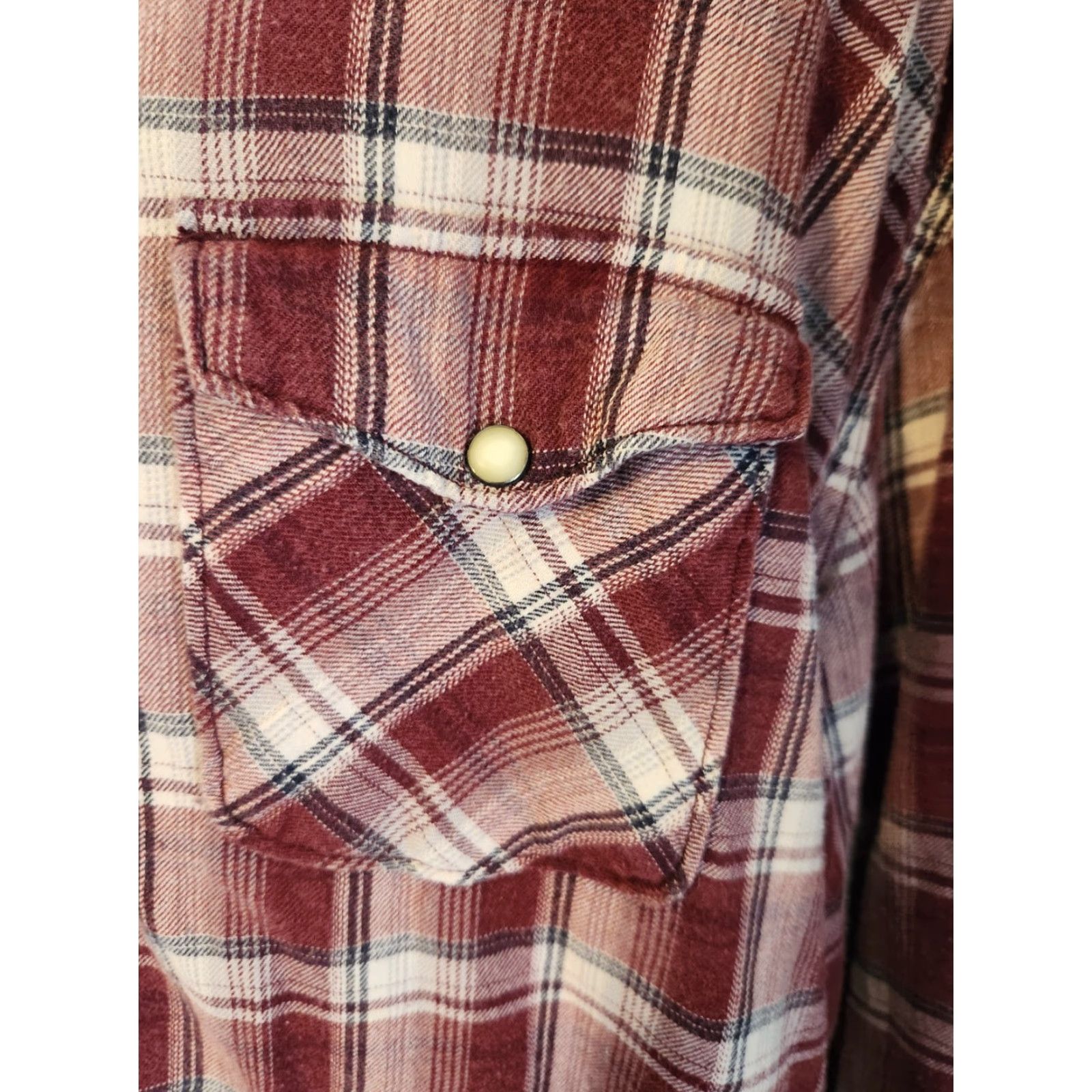 Vintage **Ruff Hewn Men’s Red Pearl Snap Long Sleeve Plaid Shirt XXL** User: **Ruff Hewn Men’s XXL Red Pearl Snap Plaid Shirt** Size US XXL / EU 58 / 5 - 4 Thumbnail