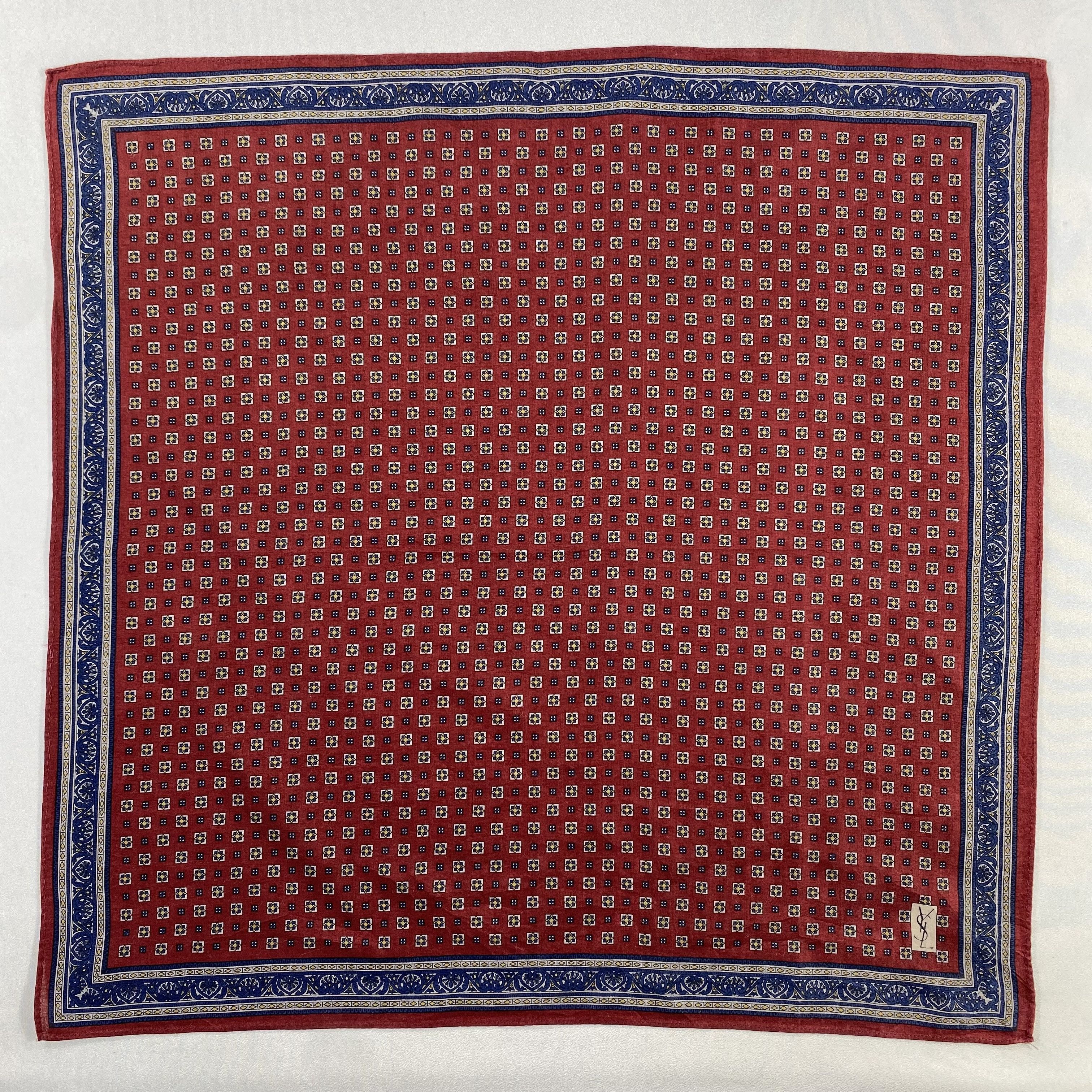 Vintage Yves Saint Laurent Handkerchief / Neckerchief-P1200 Size ONE SIZE - 1 Thumbnail