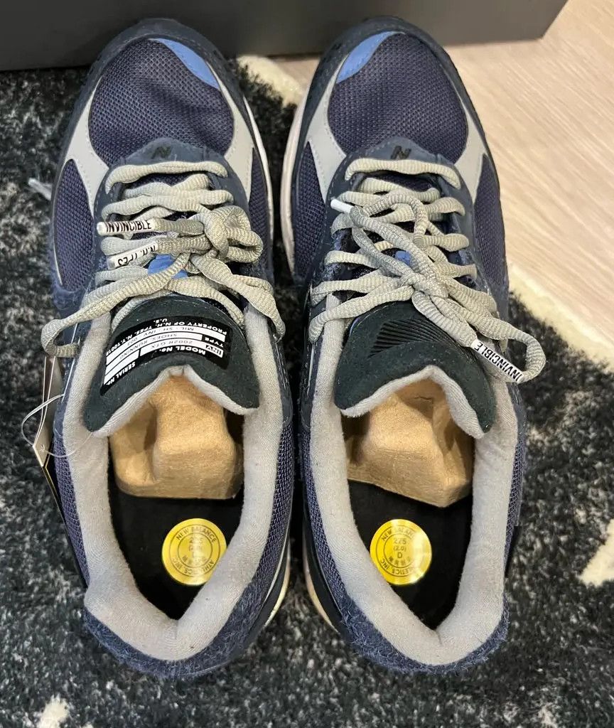 New Balance New Balance 2002R "INVINCIBLE X N.HOOLYWOOD GORE-TEX NAVY" Size US 10 / EU 43 - 3 Thumbnail