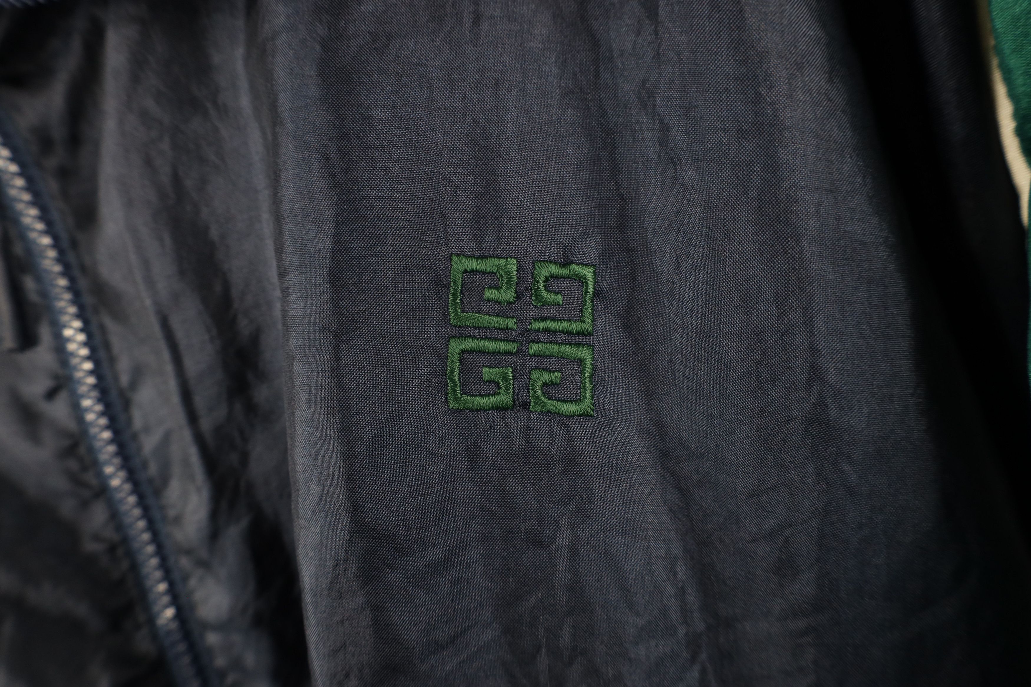 Givenchy × Vintage Vintage 90s Givenchy Block Lined Full Zip Windbreaker Jacket Size US L / EU 52-54 / 3 - 4 Thumbnail
