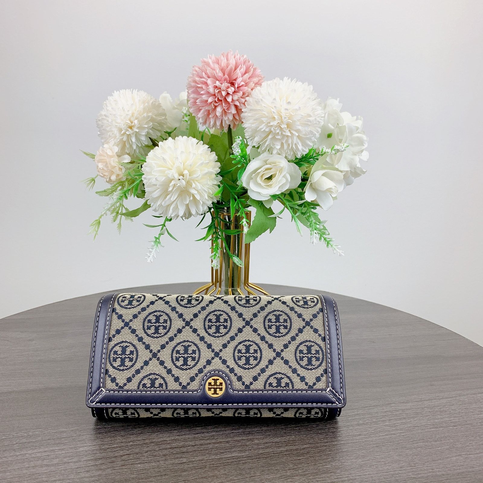 Tory Burch (E)Tory Burch 135846 T MONOGRAM WALLET CROSSBODY Size ONE SIZE - 2 Thumbnail