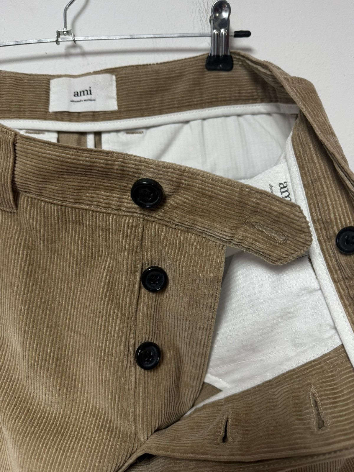 AMI AMI Paris Corduroy Box-Pleated Tapered Trousers - mm Size US 31 - 4 Thumbnail