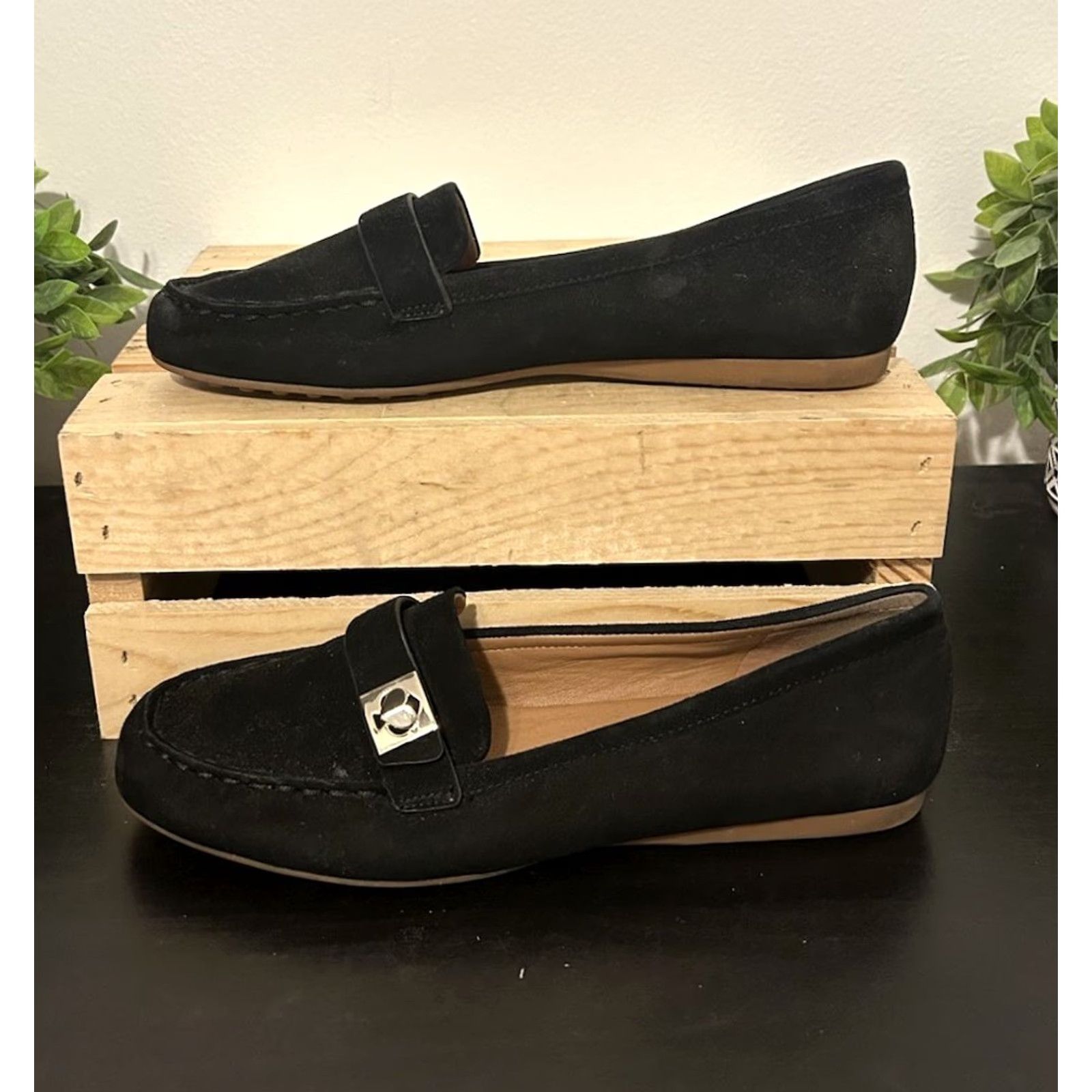 Vintage VINTAGE Women kate spade new york Ballet Flats Black Suede Leather Silver Spade Logo 8.5 Shoes Ballet Flats Women Mens? Size US 9 / IT 39 - 5 Thumbnail