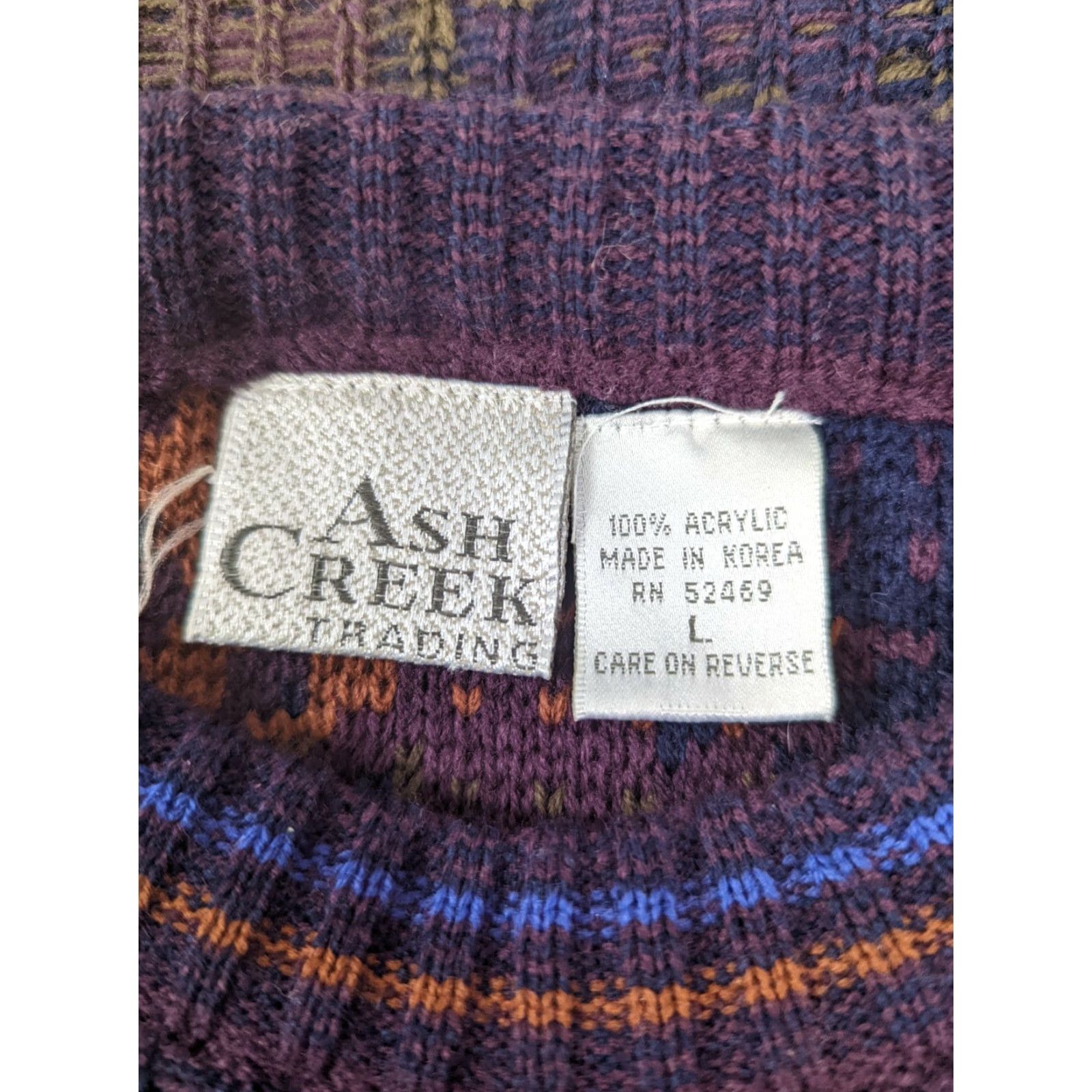 Vintage VINTAGE 80s Geometric Cosby Sweater Crewneck Large S8C Purple Shirt Mens Pullover Geometric 80s Cosby Size US L / EU 52-54 / 3 - 4 Thumbnail