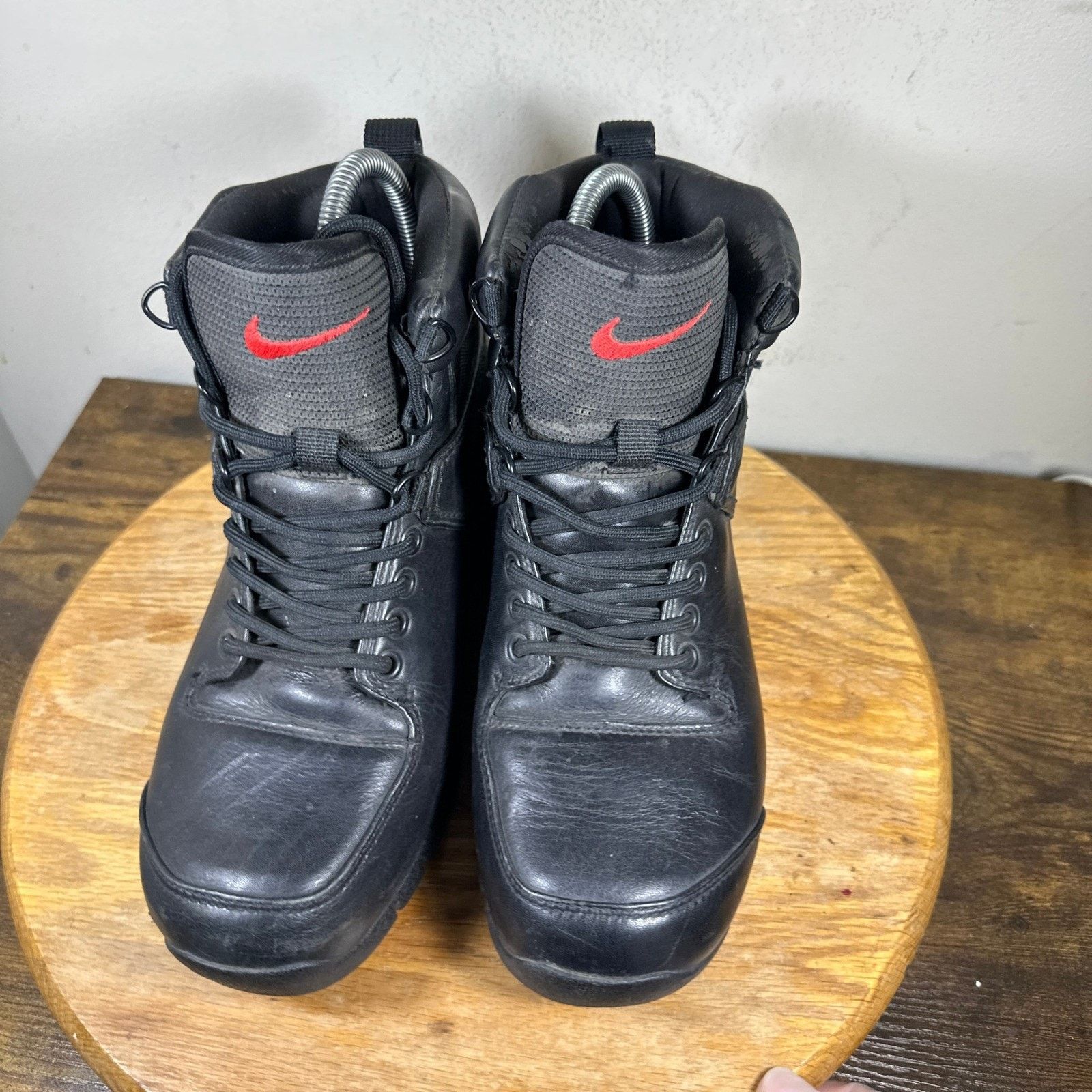 Nike Nike Shox Neo Mens Black Leather Boots Size 7 308659-016 Size US 7 / EU 40 - 7 Thumbnail