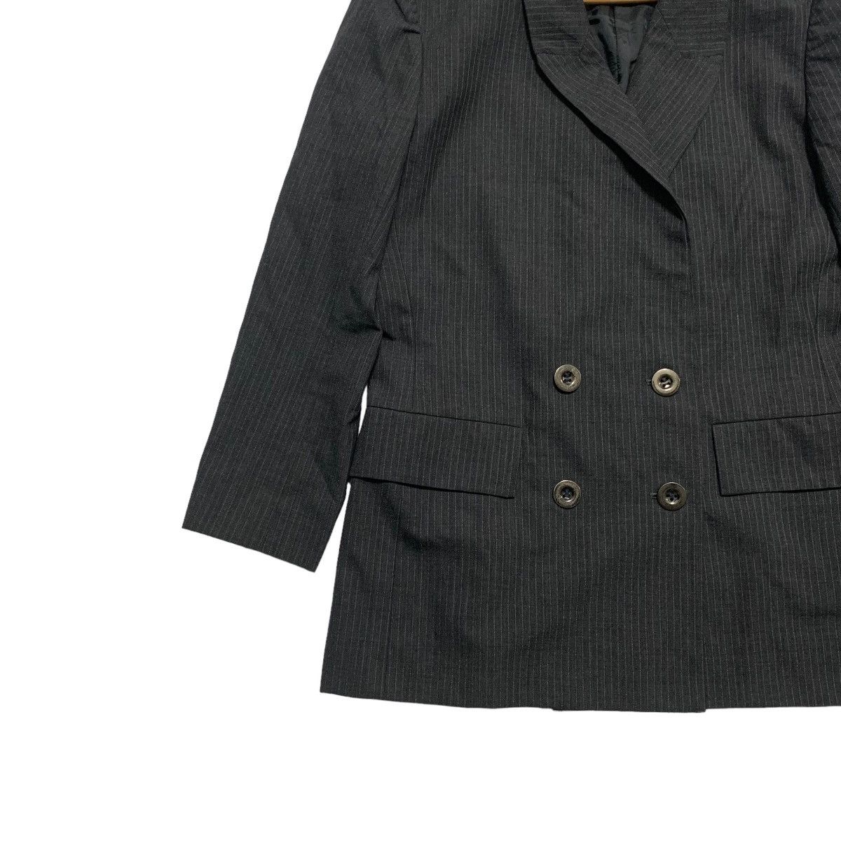 Yves Saint Laurent Yves Saint Laurent Stripe Double Breast Blazer Size XS / US 0-2 / IT 36-38 - 2 Thumbnail