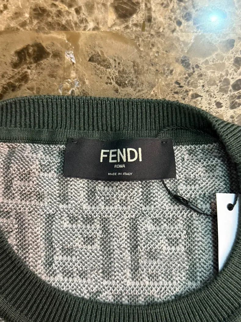 Fendi Fendi Full Logo Short Sleeve T-shirt, Made of Wool Fabric Size US M / EU 48-50 / 2 - 4 Thumbnail
