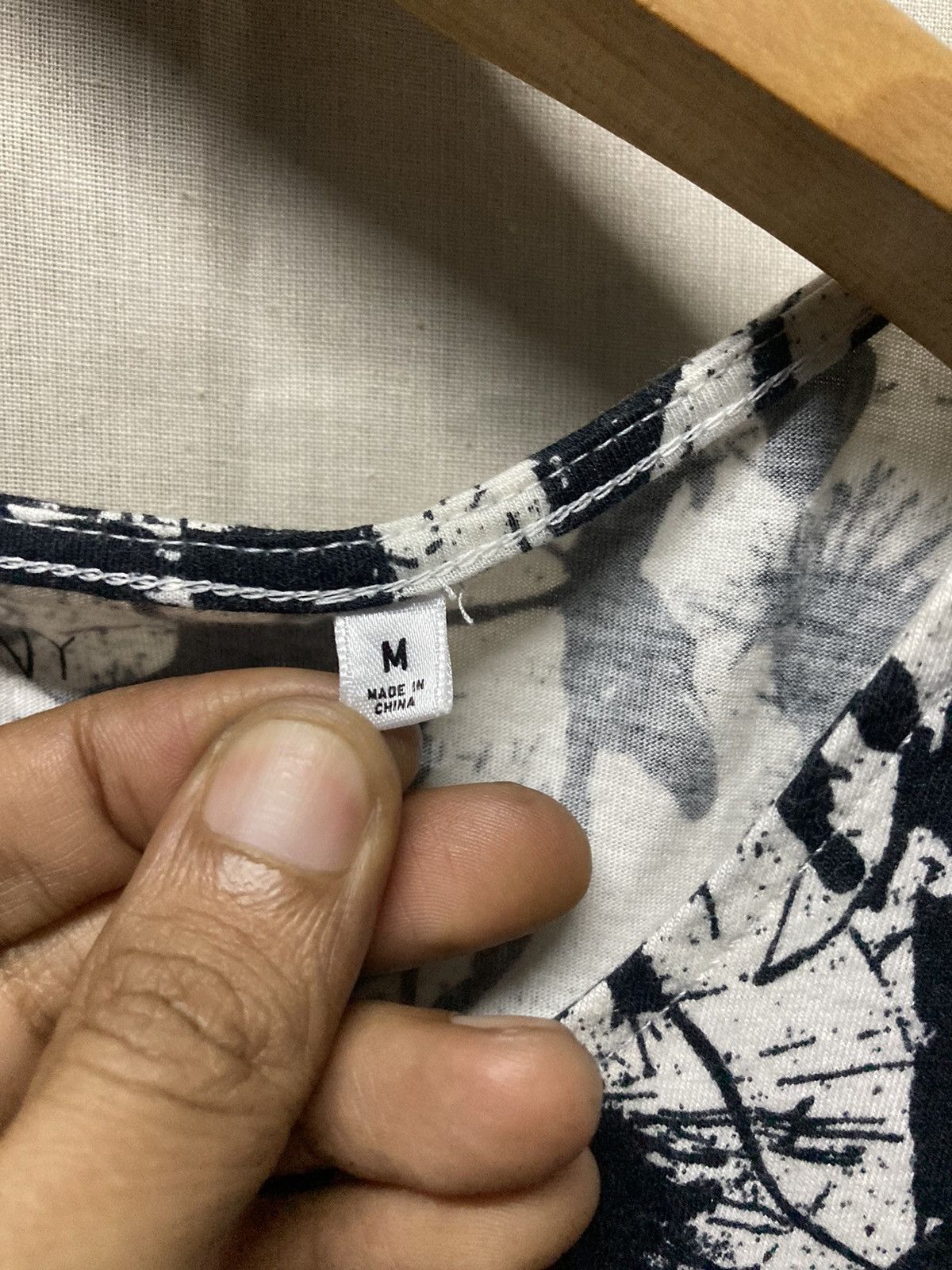MoMA × Uniqlo Uniqlo x Jackson Pollock Moma Abstract Tank Top Size M / US 6-8 / IT 42-44 - 6 Thumbnail