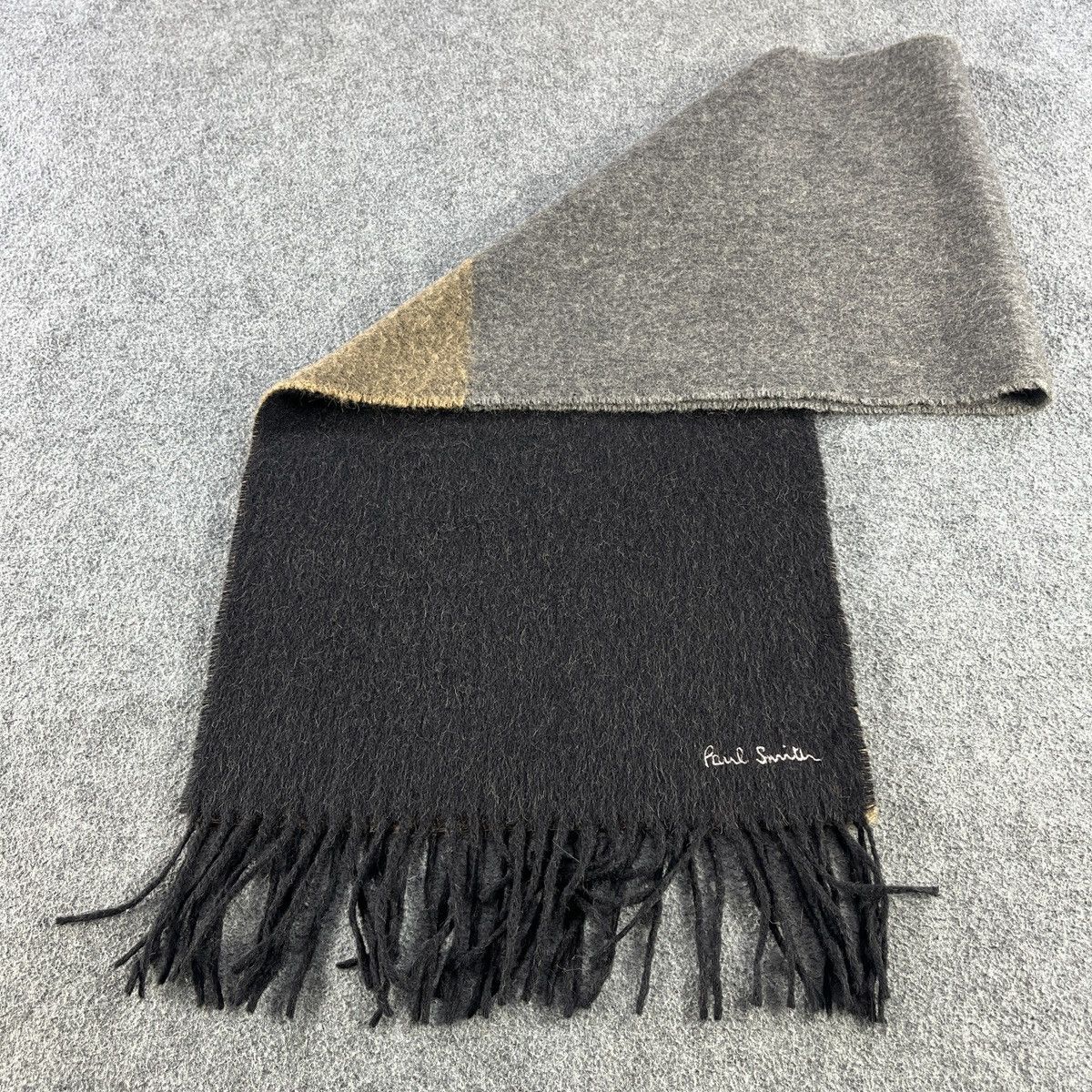 Paul Smith Paul Smith Scarf / Muffler / Neckwear T1369 Size ONE SIZE - 2 Thumbnail