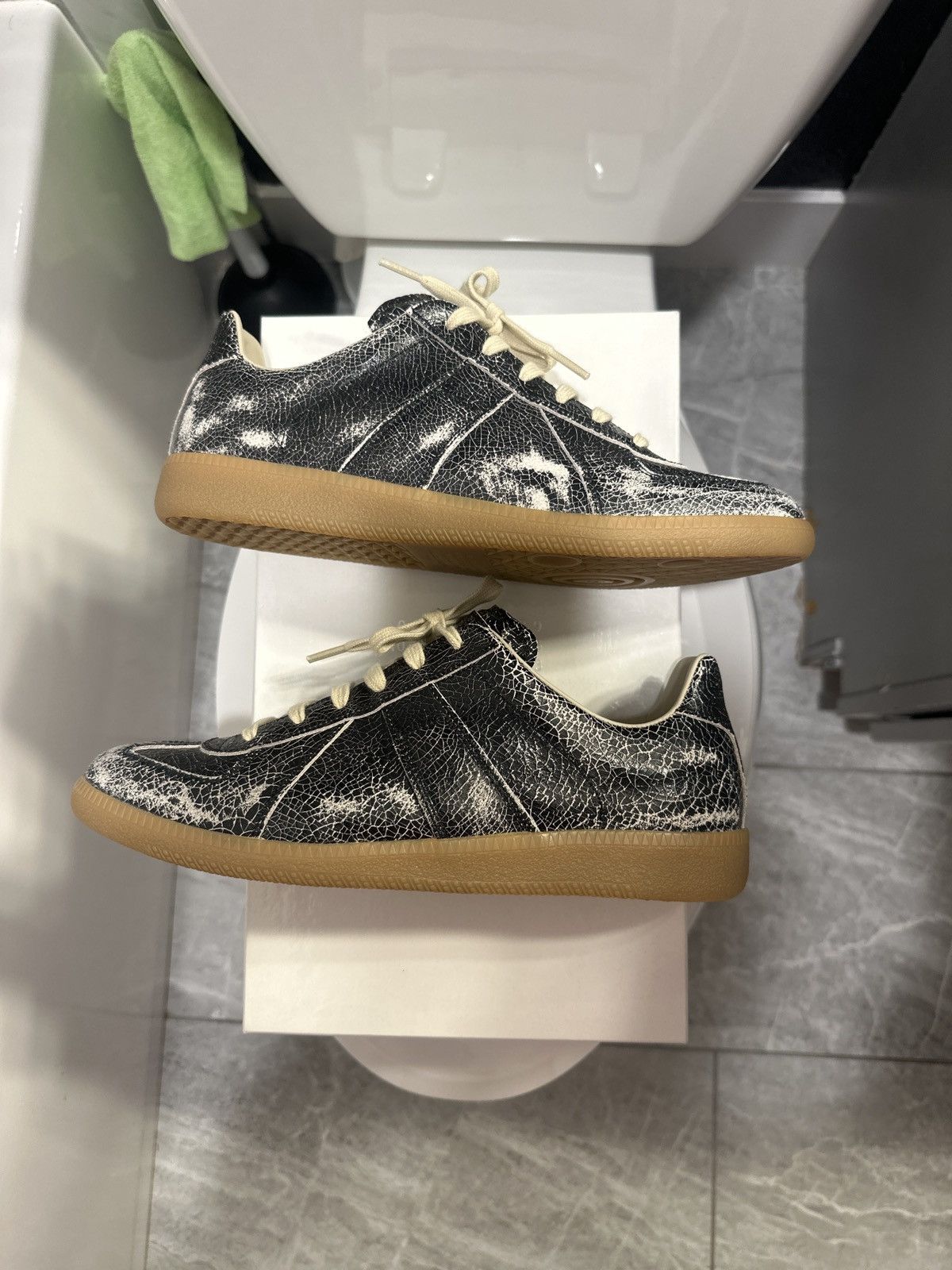 Maison Margiela Maison Margiela Replica Size US 8 / EU 41 - 1 Thumbnail