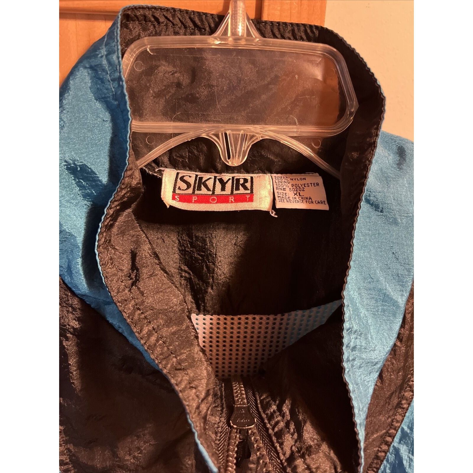 The Unbranded Brand Skyr VTG Men’s XL Black Blue 1/2 Zip LS Nylon Poly Jacket Size US XL / EU 56 / 4 - 8 Thumbnail