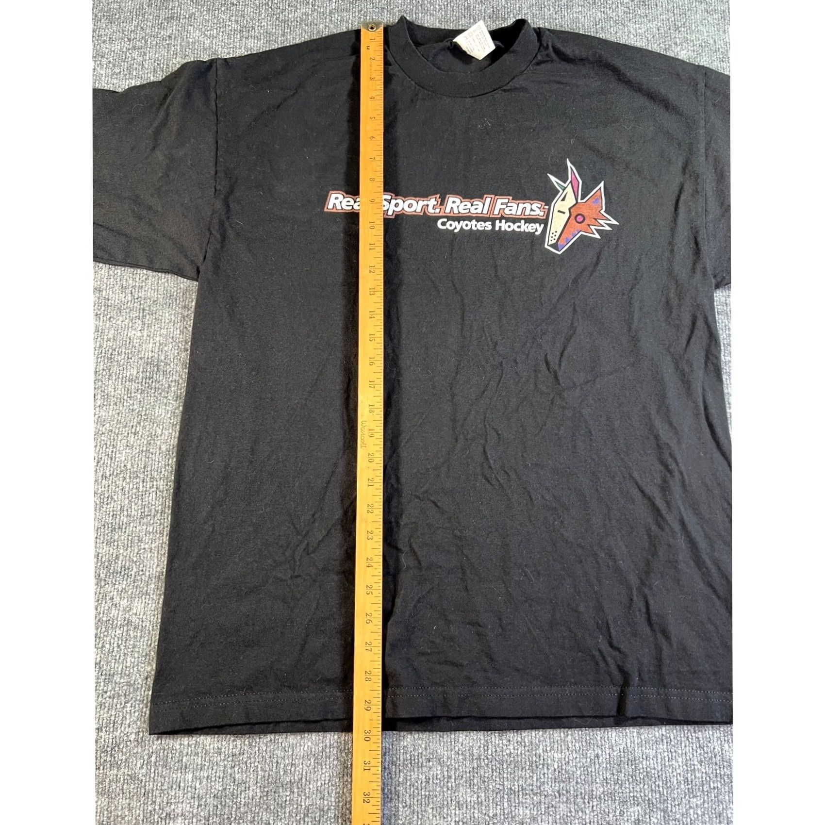 Vintage VINTAGE Coyotes Hockey T-Shirt Mens XL Black Real Sport Real Fans Kachina Logo Size US XL / EU 56 / 4 - 6 Thumbnail