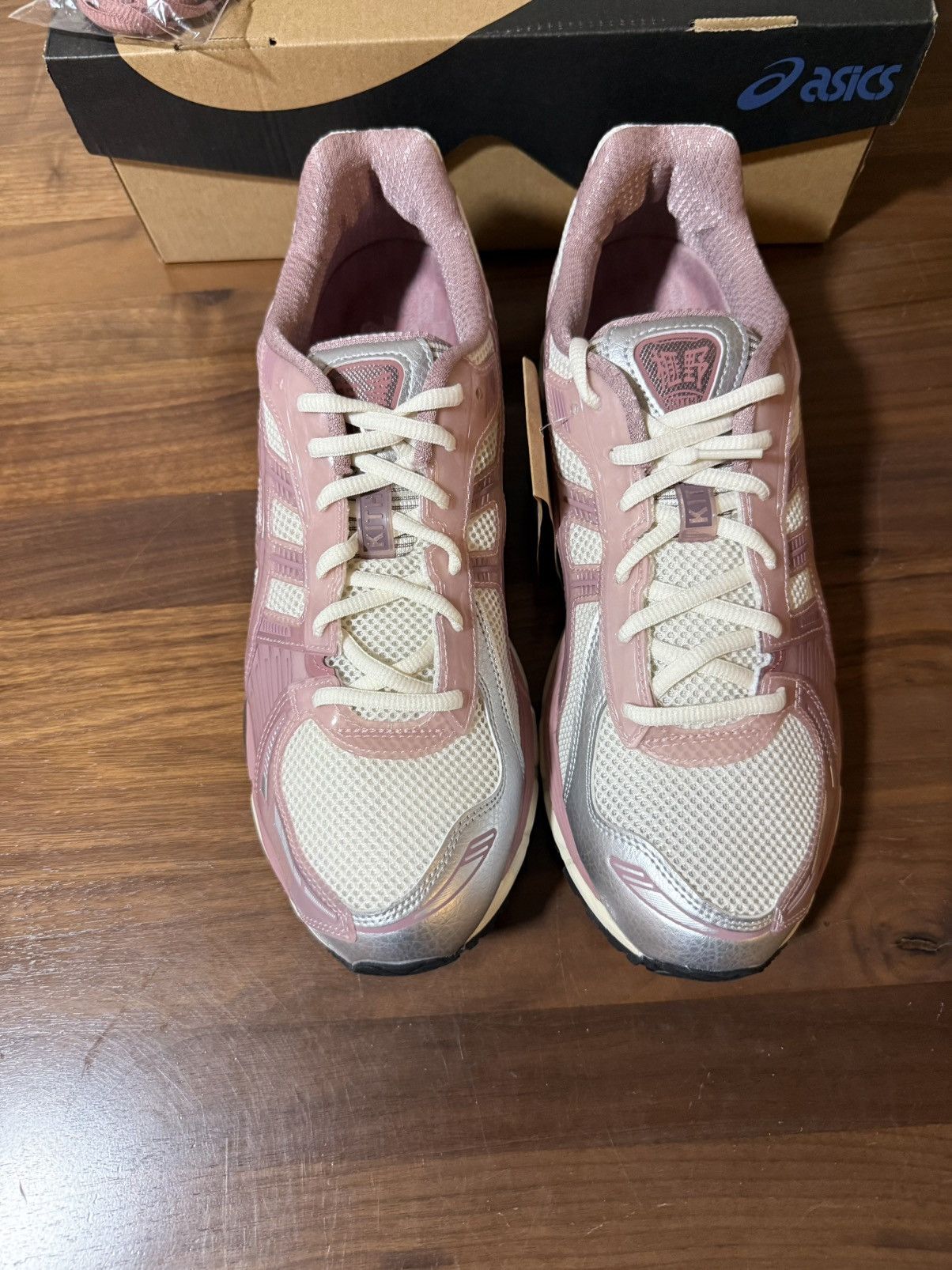 Asics × Kith Kith ASICS Loyalty Exclusive GEL-KAYANO 12.1 Quartz Size 11 Size US 11 / EU 44 - 4 Thumbnail