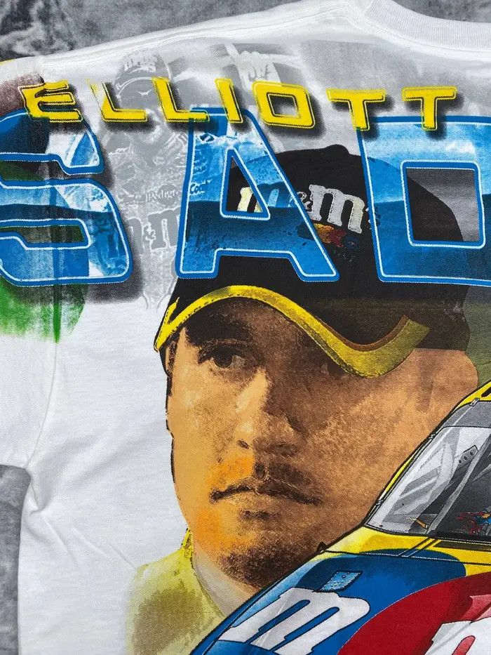Vintage Chase Elliott Sadler M&M Nascar Racing T-Shirt AOP 2005 Size US XL / EU 56 / 4 - 8 Thumbnail