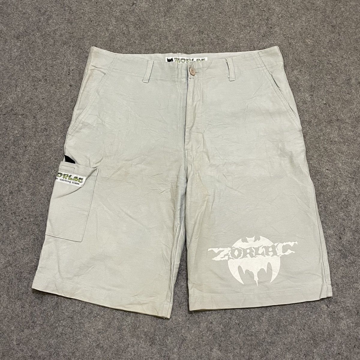 zorlac design short pants