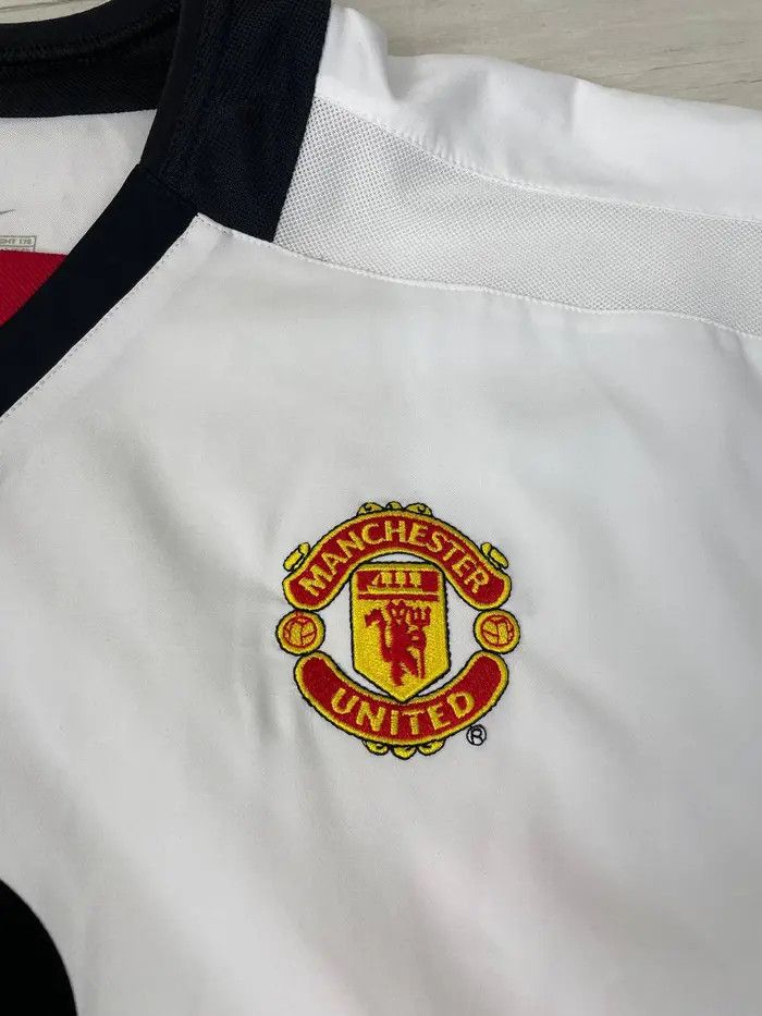 Nike Vintage Nike Manchester United 2002 2003 Away Shirt Jersey Size US M / EU 48-50 / 2 - 4 Thumbnail