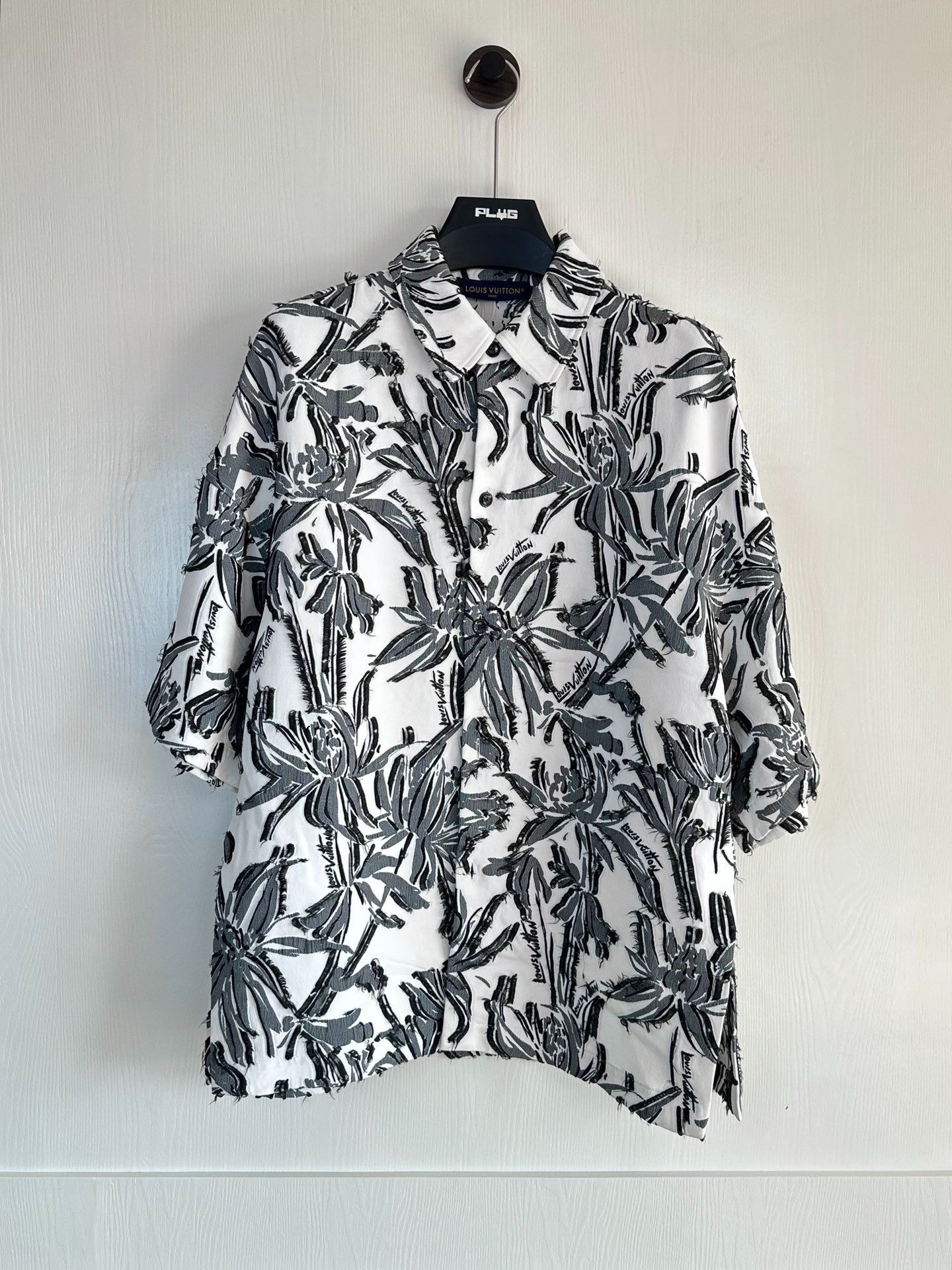 Louis Vuitton Louis Vuitton Seaweed Monogram Short-Sleeve Shirt Size US M / EU 48-50 / 2 - 1 Thumbnail
