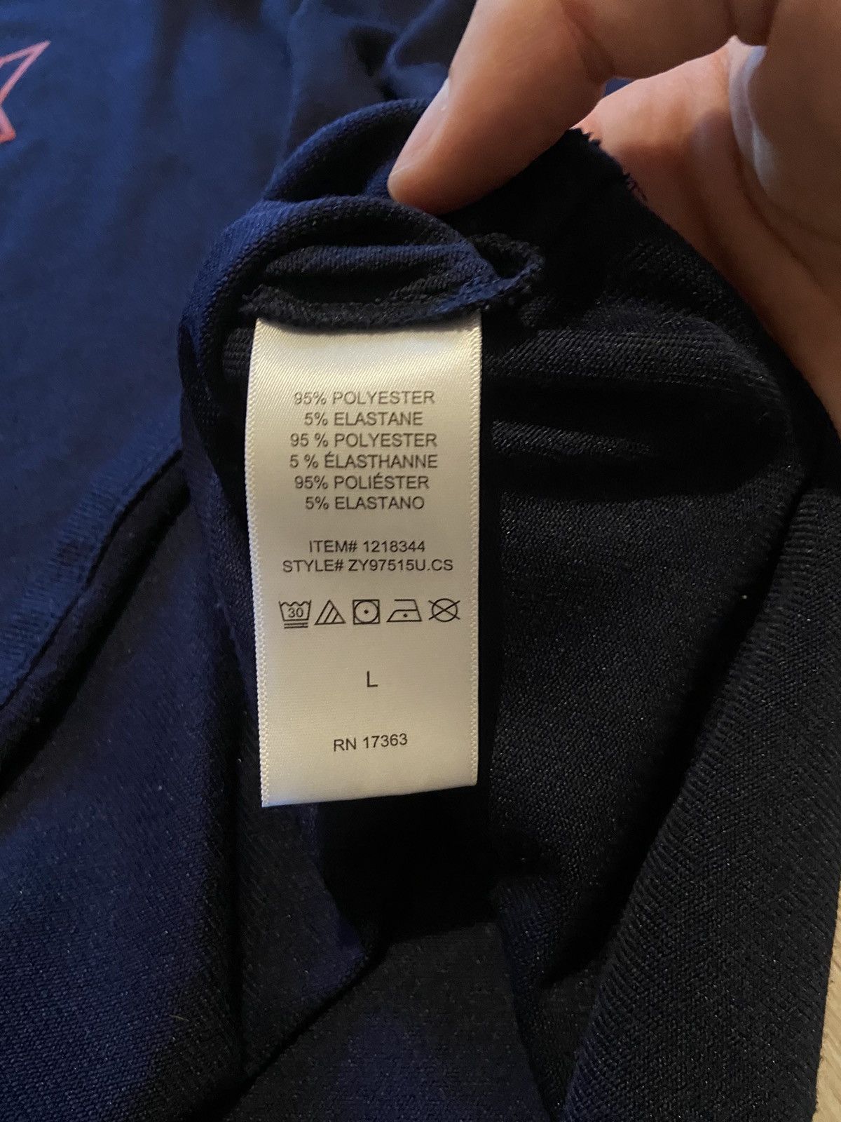 DKNY DKNY Donna Karan New York light logo sweater Size US L / EU 52-54 / 3 - 6 Thumbnail