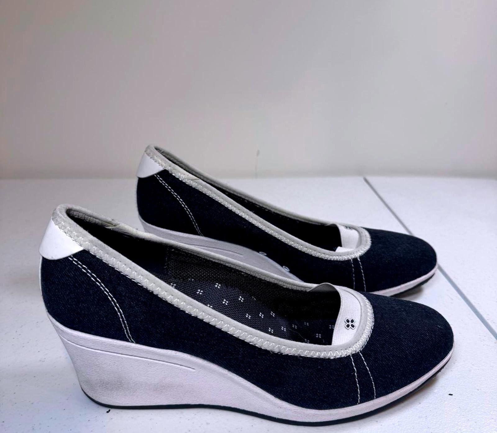 Designer Stylish Denim Wedge Shoes by Naturalizer Sport Size US 10 / IT 40 - 2 Thumbnail