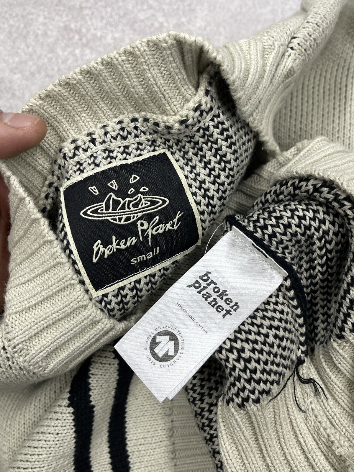 Broken Planet Broken Planet Knit Sweater Beige Organic Cotton Big Logo Size US S / EU 44-46 / 1 - 13 Thumbnail