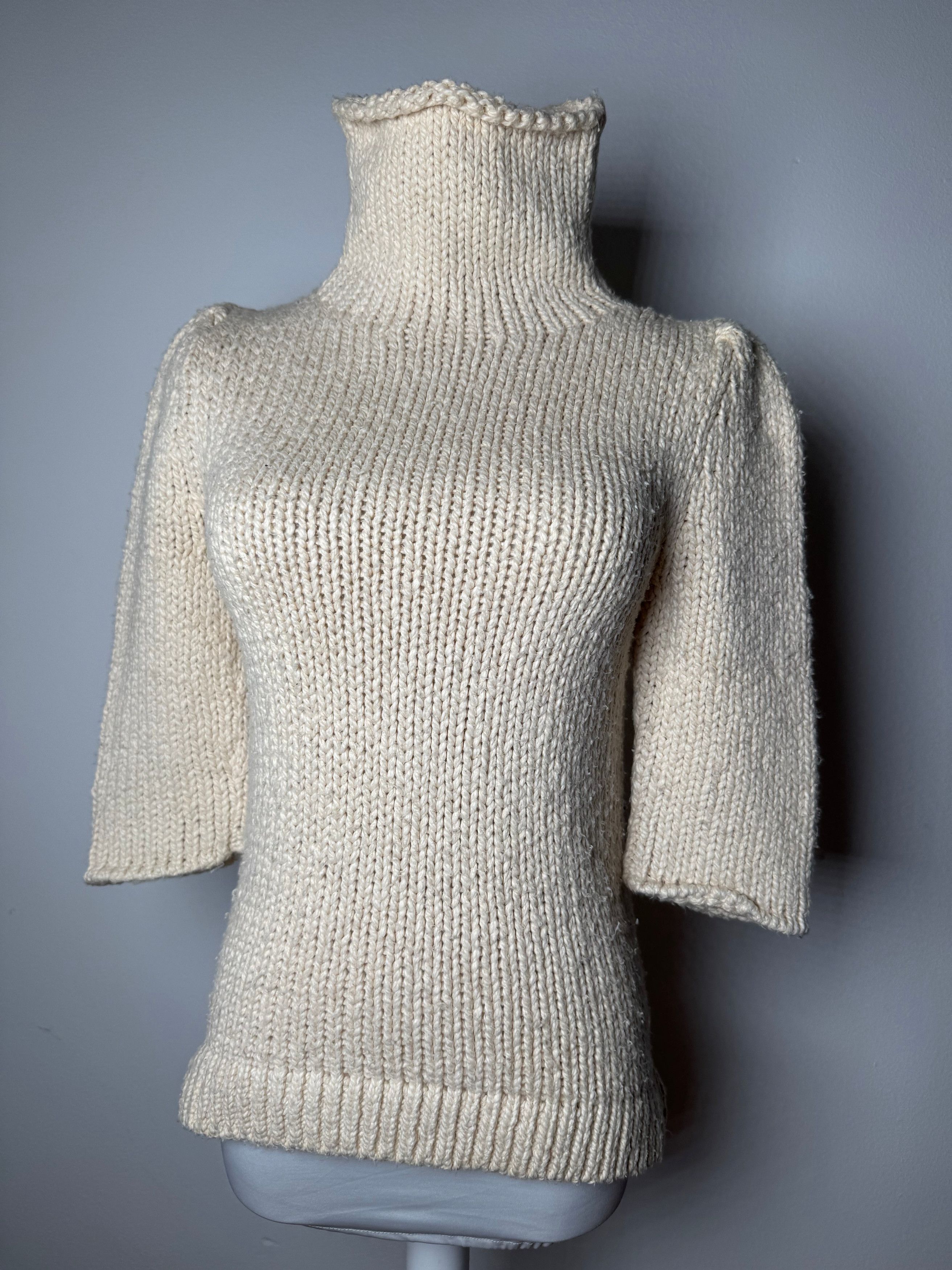 Balenciaga Vintage Short Turtleneck Sweater Beige M Size S / US 4 / IT 40 - 1 Thumbnail