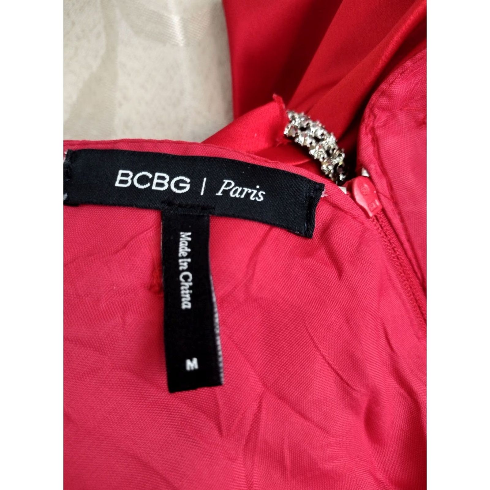 Bcbgmaxazria VINTAGE BCBGMAXAZRIA Dress Red Long Sleeve Zip Bow Back Knee Length M Womens Size M / US 6-8 / IT 42-44 - 6 Thumbnail