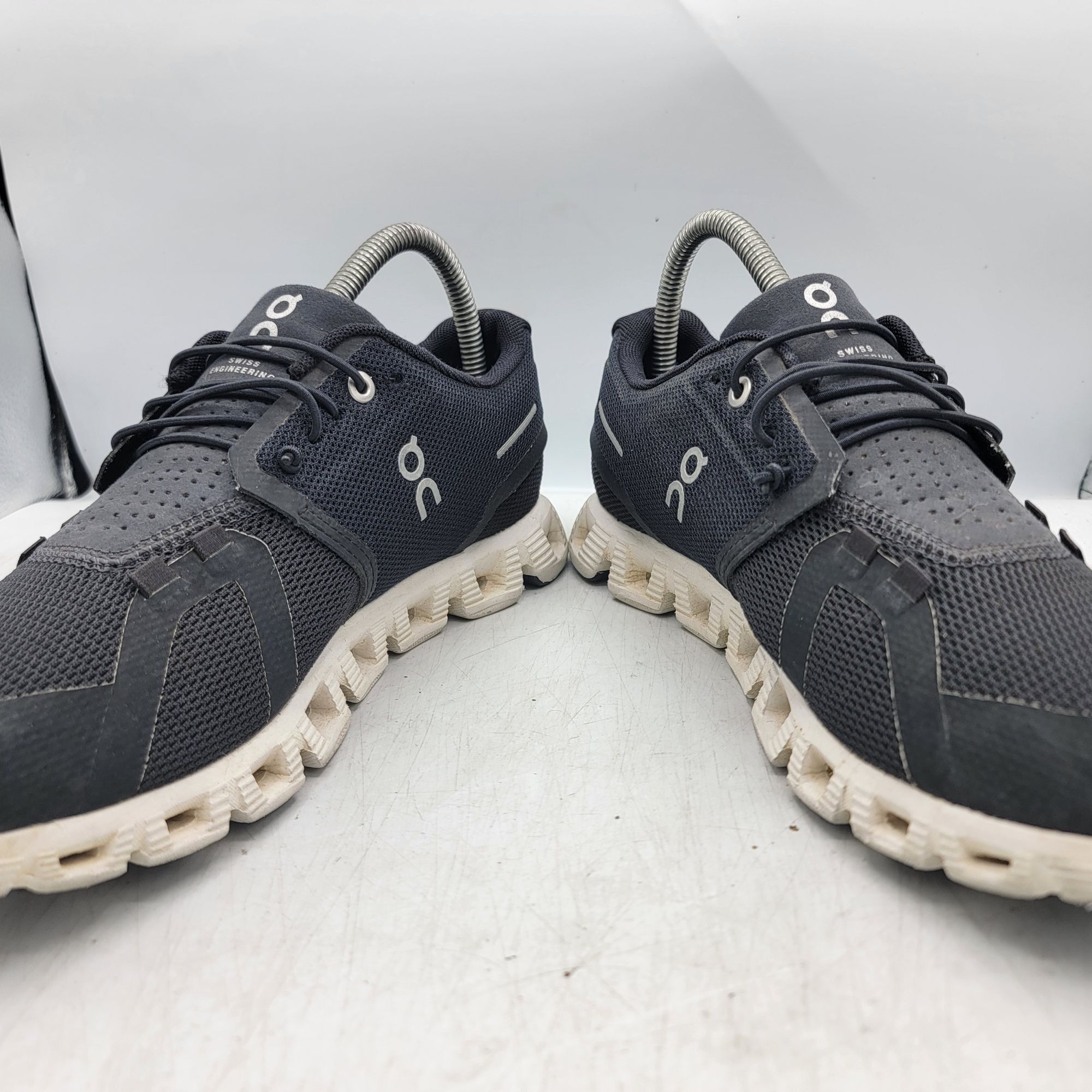 On On Cloud 5 Womens 8 Black Shoes Athletic Outdoors Walking Li Size US 8 / IT 38 - 2 Thumbnail