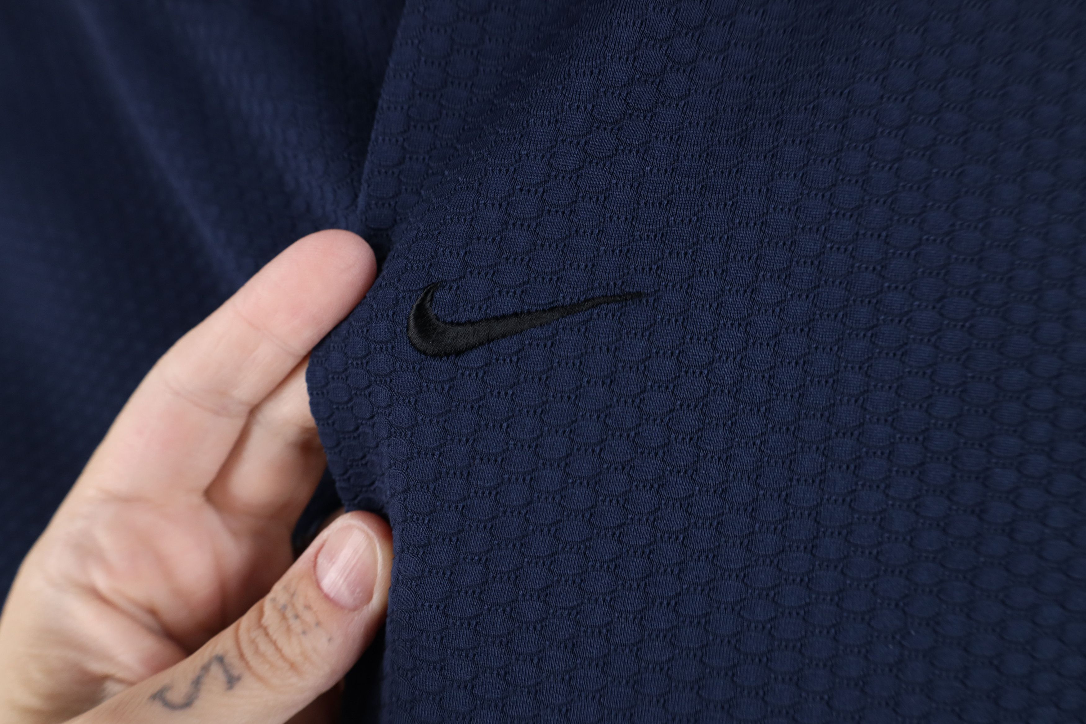 Nike Vintage Nike Sphere Dry Scott Mini Swoosh Knit T-Shirt Blue Size US M / EU 48-50 / 2 - 4 Thumbnail