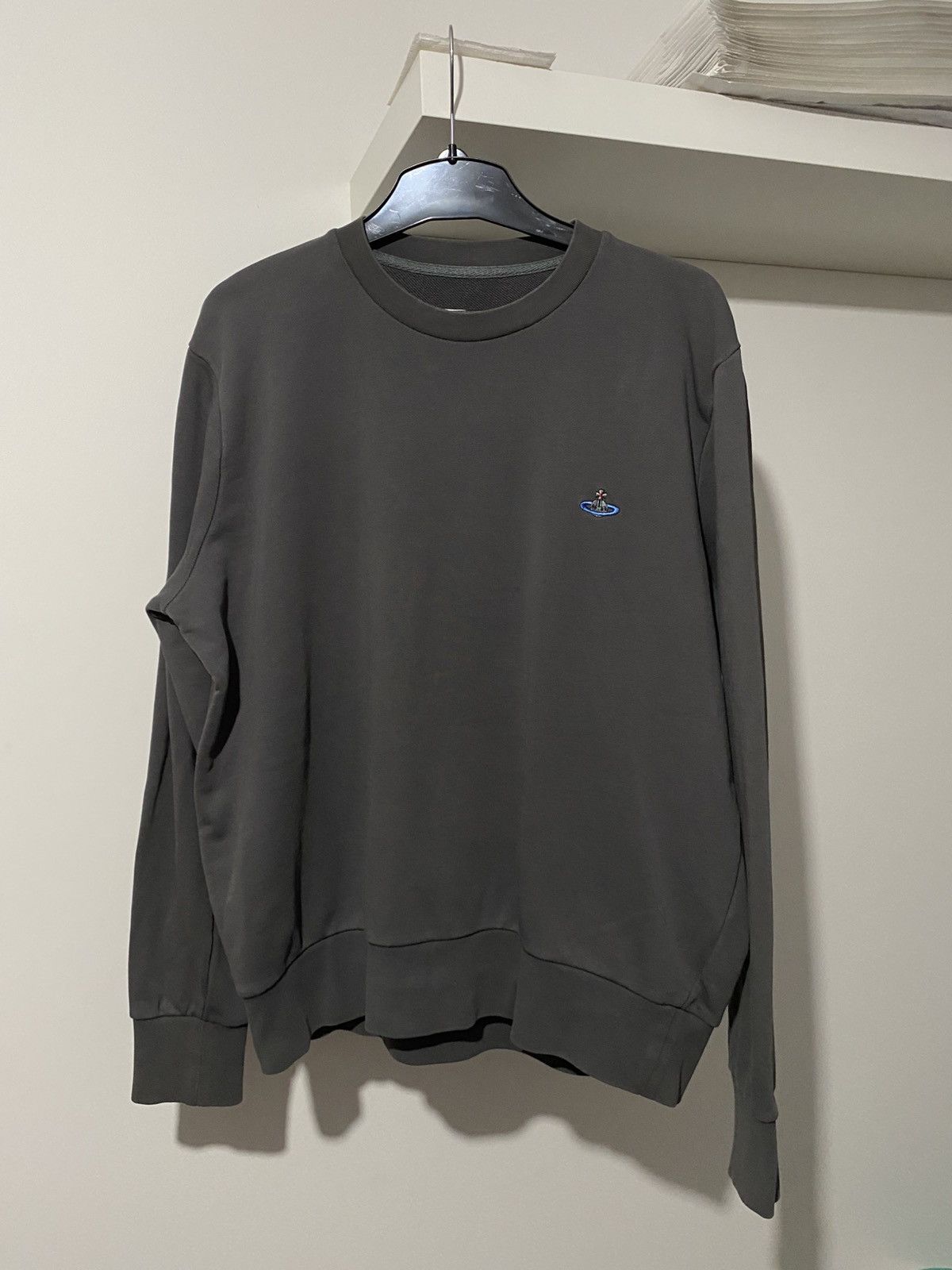 Vivienne Westwood Vivienne Westwood Basic Small Logo Crewneck orb logo y2k Size US L / EU 52-54 / 3 - 1 Thumbnail