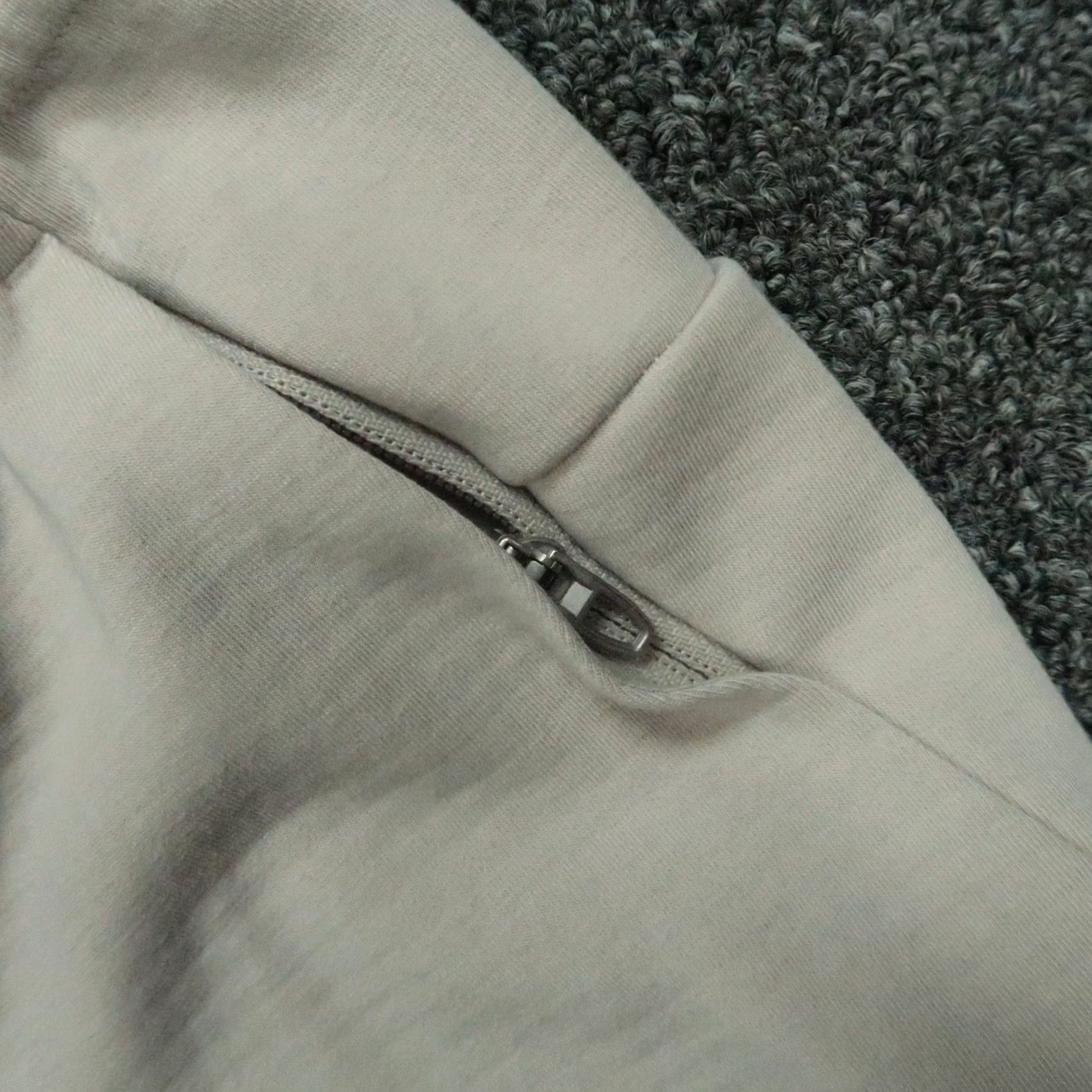Lululemon Lululemon Pants Mens Medium Beige Gridliner Fleece Jogger Performance Athletic Shirt? Size US 31 - 3 Thumbnail
