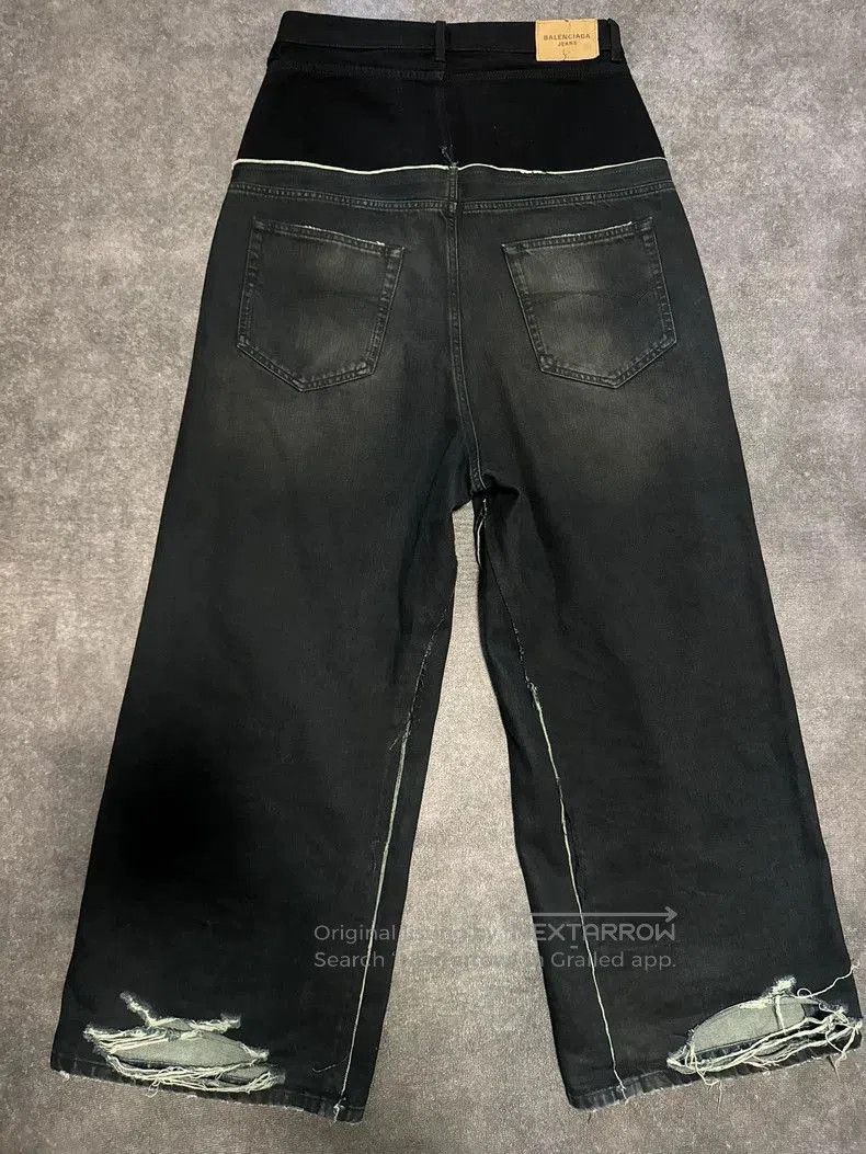 Balenciaga Balenciaga Distressed Denim Jeans XS. Size US 26 / EU 42 - 2 Thumbnail