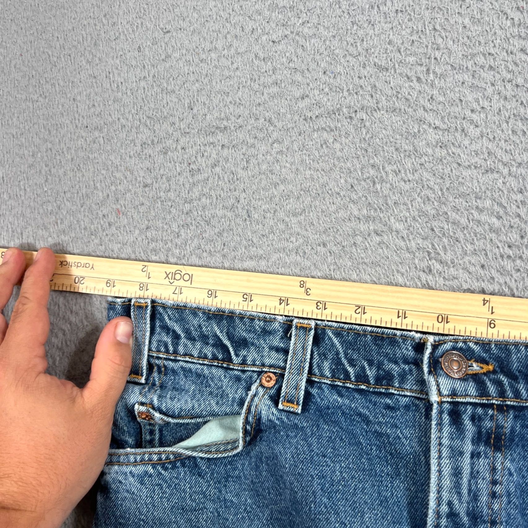Levi's VINTAGE Levi's 505 Jeans Men 38x30 Straight Fit Medium Wash Denim 80s 90s Retro Size US 38 / EU 54 - 7 Thumbnail