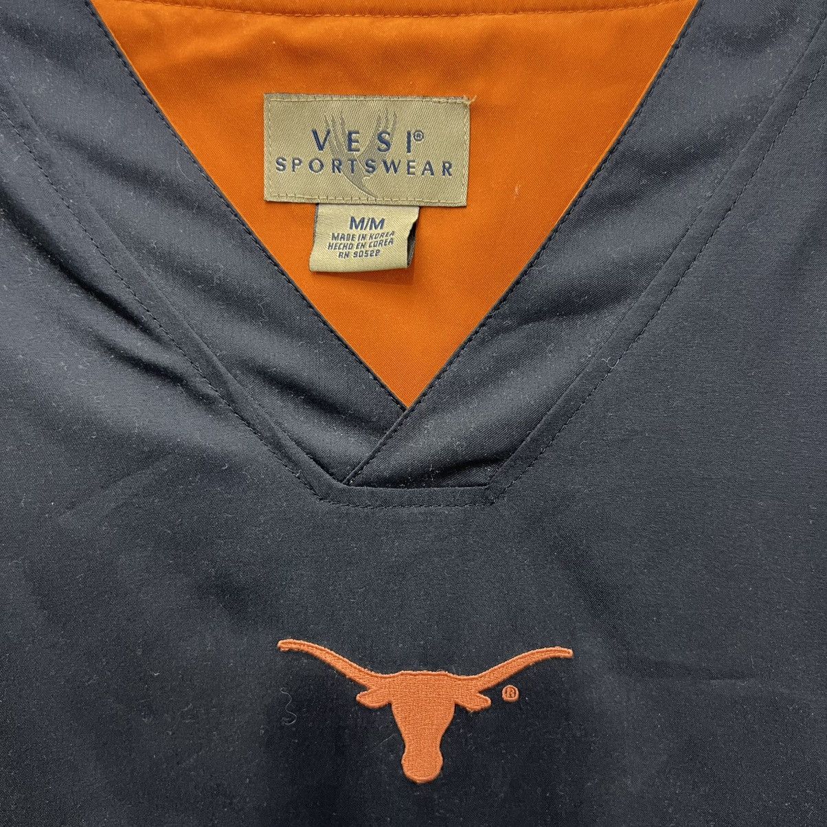 Other Vintage Texas Longhorns Vesi Sportswear Windbreaker Jacket M Size US M / EU 48-50 / 2 - 2 Thumbnail