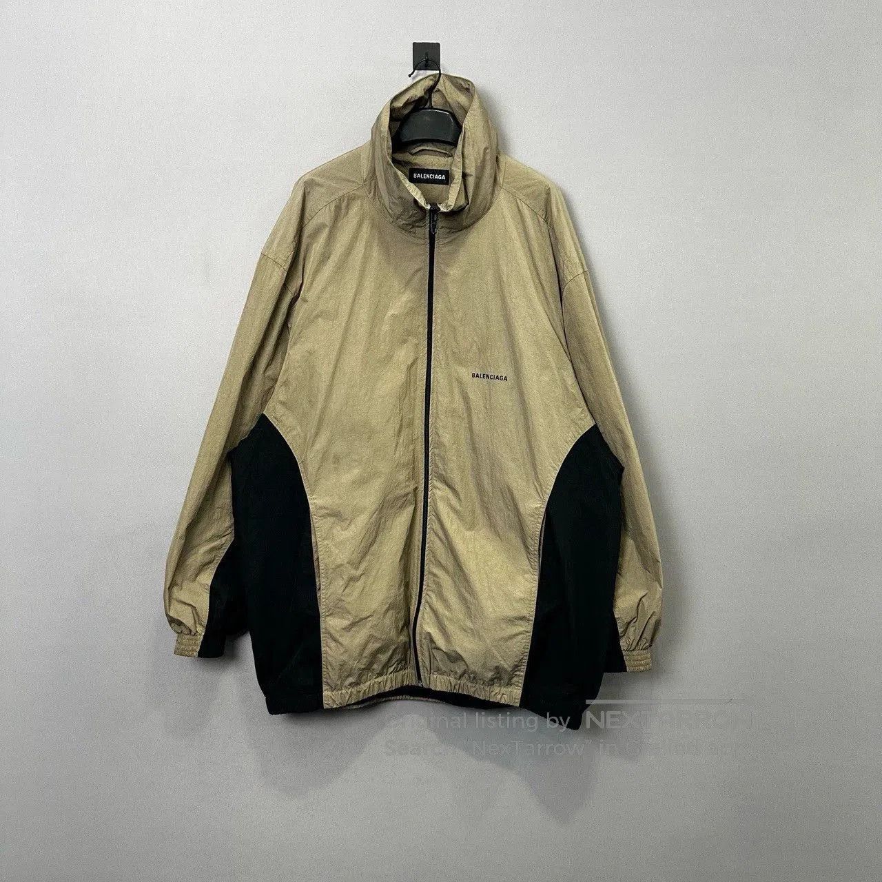 Balenciaga Balenciaga Color. Size US M / EU 48-50 / 2 - 1 Thumbnail