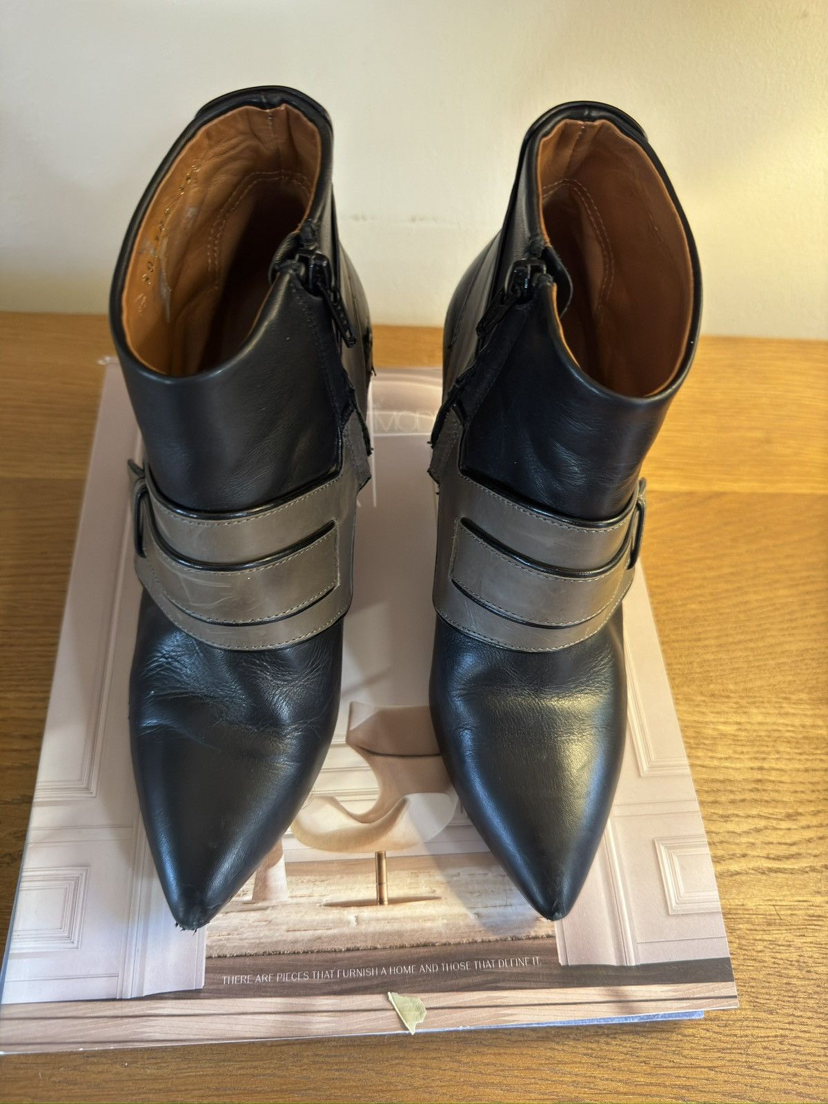Balenciaga BALENCIAGA PARIS Made in Italy Ankle Bootie Size 35.5 Size US 5.5 / IT 35.5 - 2 Thumbnail