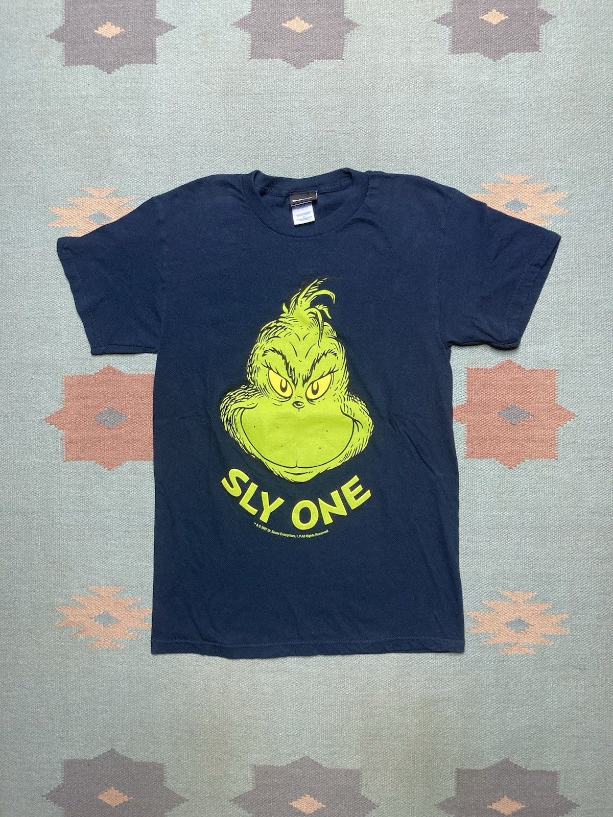 Vintage y2k graphic t shirt Dr Seuss the grinch sly one Christmas S Size US S / EU 44-46 / 1 - 1 Thumbnail