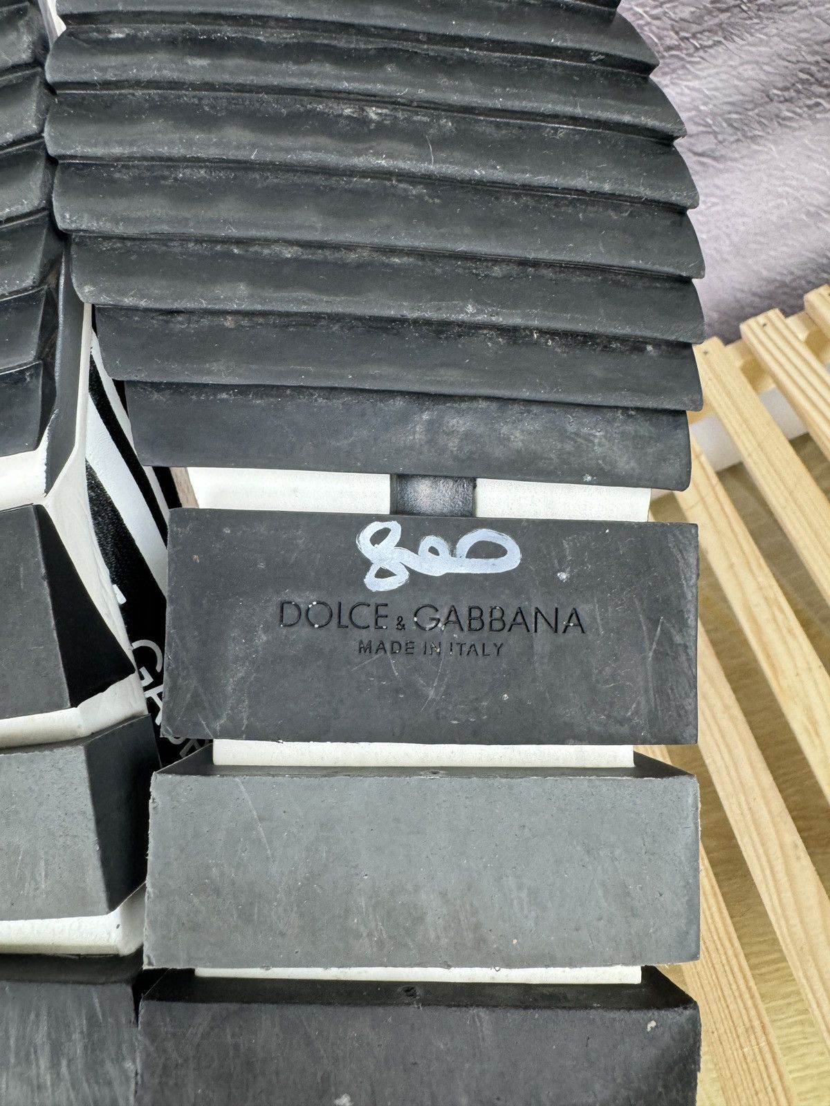 Dolce & Gabbana Dolce & Gabbana white/black big logo sneakers luxury Size US 9 / IT 39 - 11 Thumbnail