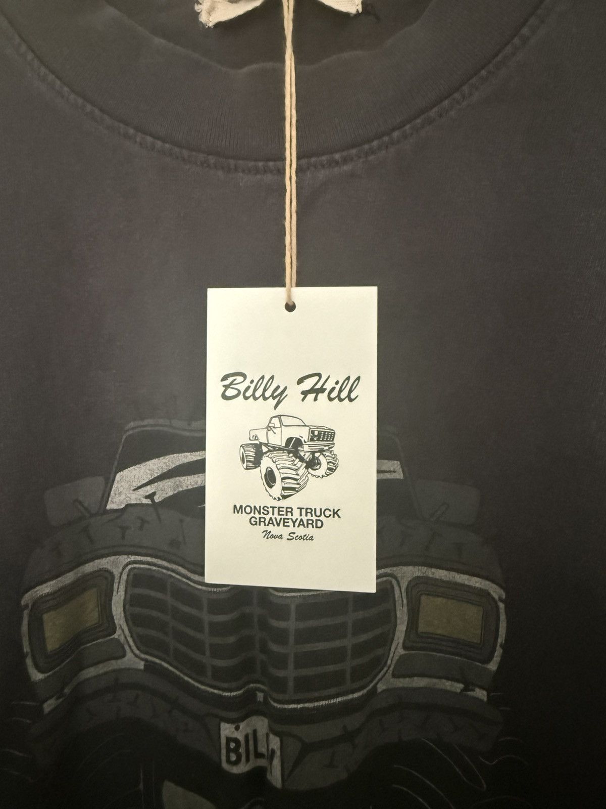 Billy Hill 2023 Billy Hill Collection #17 "Without Trucks" L/S T-Shirt Size US XXL / EU 58 / 5 - 7 Thumbnail